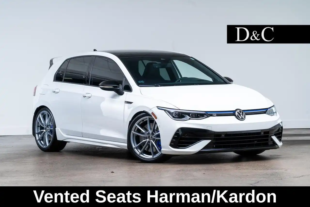 2024 Volkswagen Golf R Golf R 4-door DSG's photo