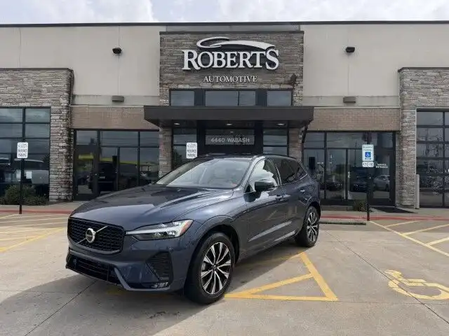 2024 Volvo XC60 B5 Plus Dark Theme AWD's photo