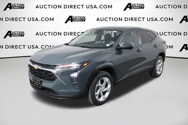 2025 Chevrolet Trax LS's photo