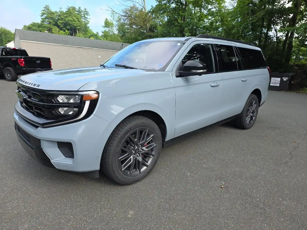 2025 Ford Expedition Platinum MAX 4x4's photo