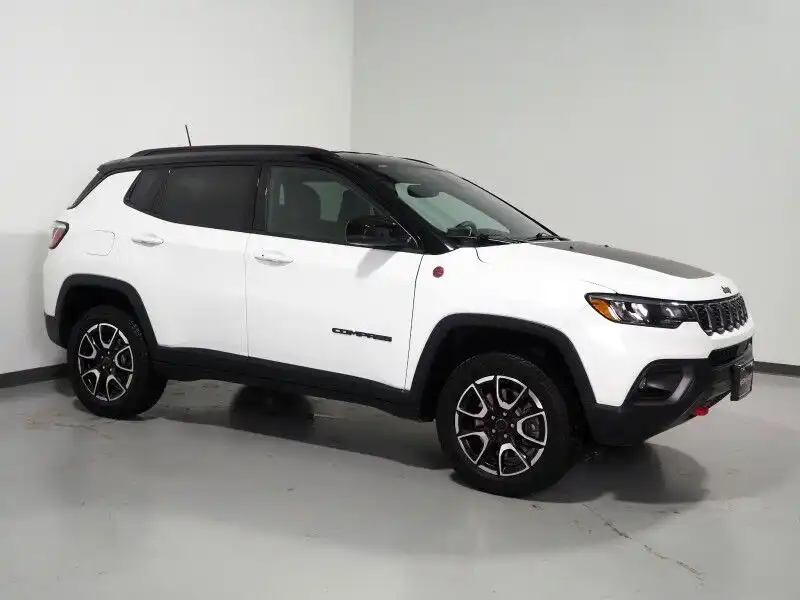 2025 Jeep Compass Trailhawk 4X4's photo