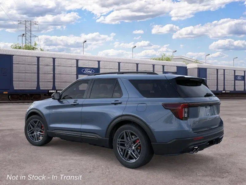 2026 Ford Explorer ST photo 4