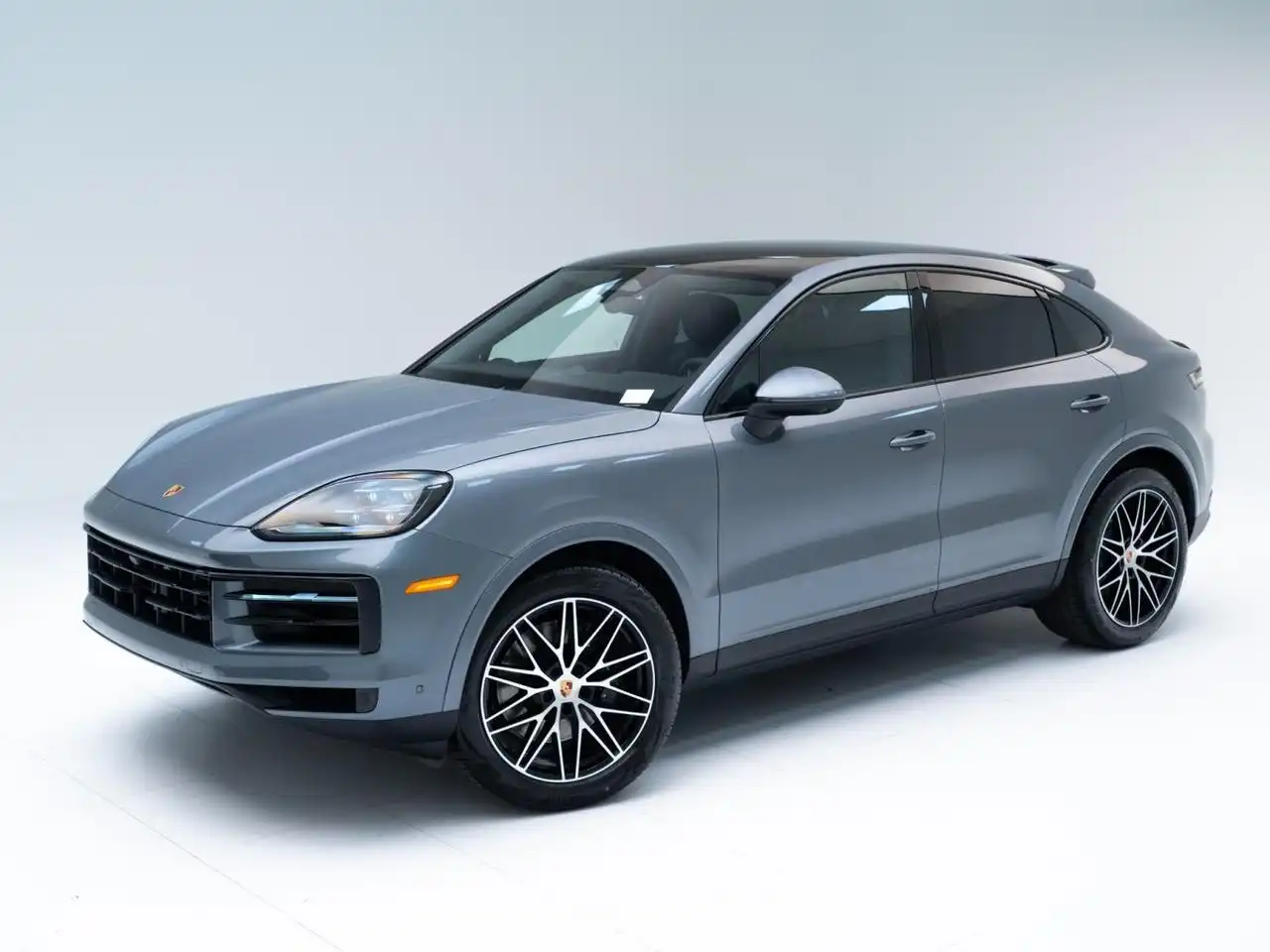 2026 Porsche Cayenne Base's photo