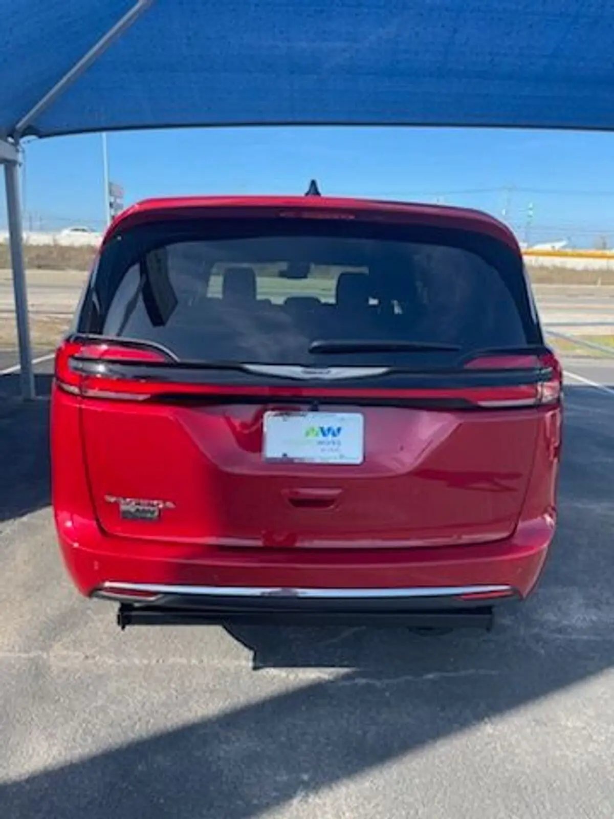 2026 Chrysler Pacifica Select photo 5