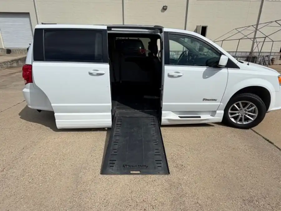 2019 Dodge Grand Caravan's photo