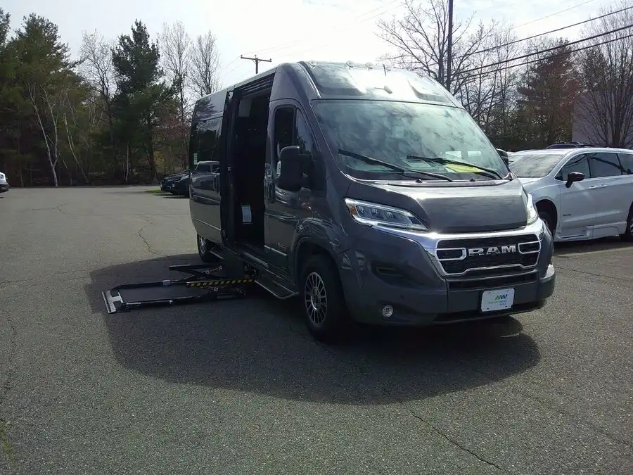 2025 RAM ProMaster Window Van 2500 SLT PLUS 159 WB High Roof's photo