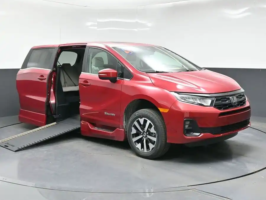 2026 Honda Odyssey EX-L's photo