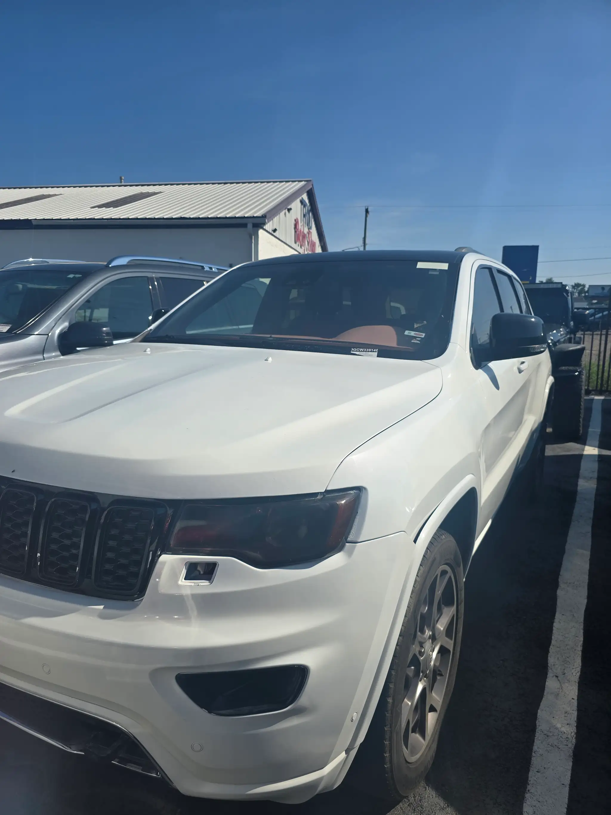 2018 Jeep Grand Cherokee Limited Sterling Edition's photo