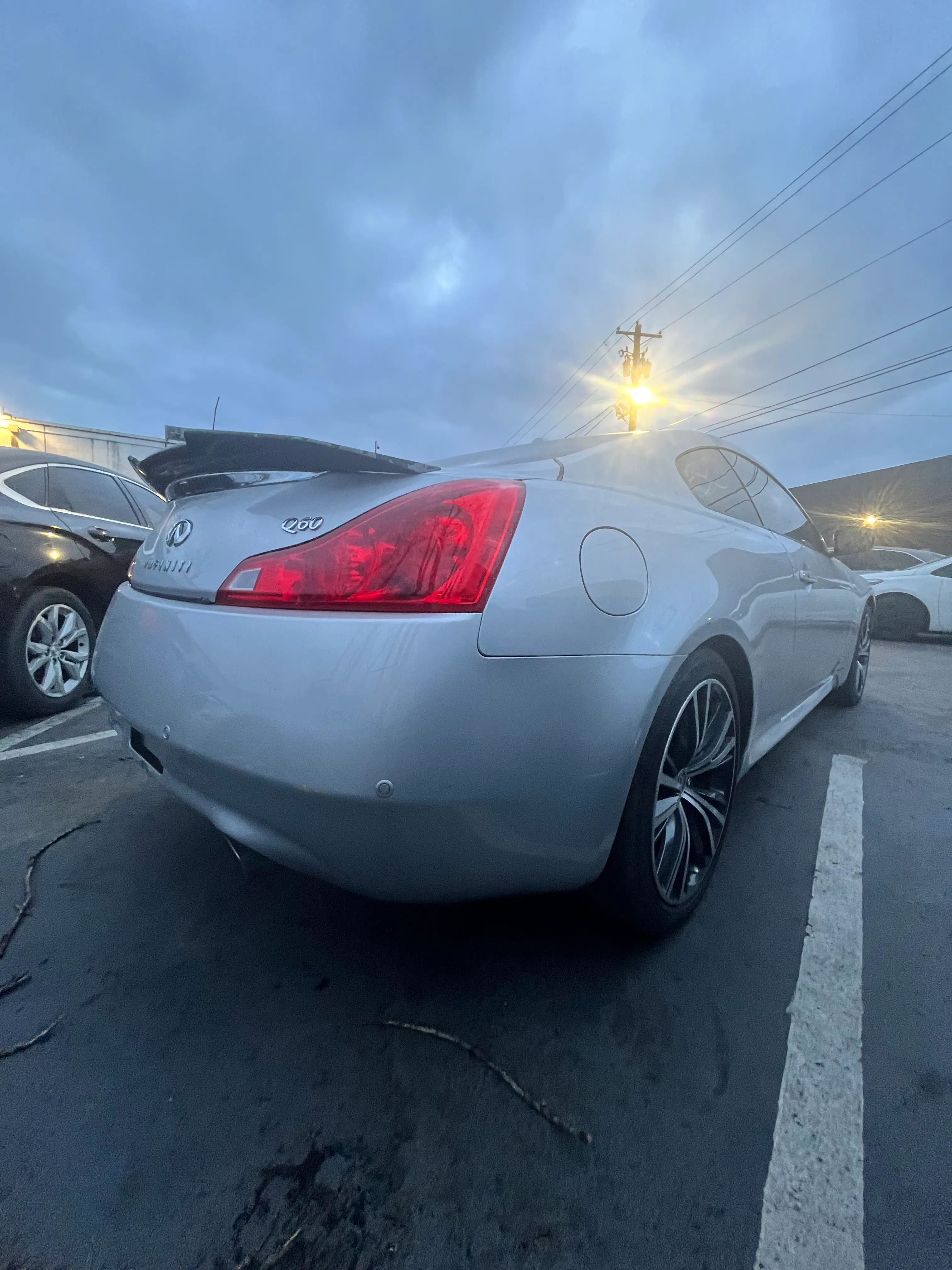2014 INFINITI Q60 null photo 5
