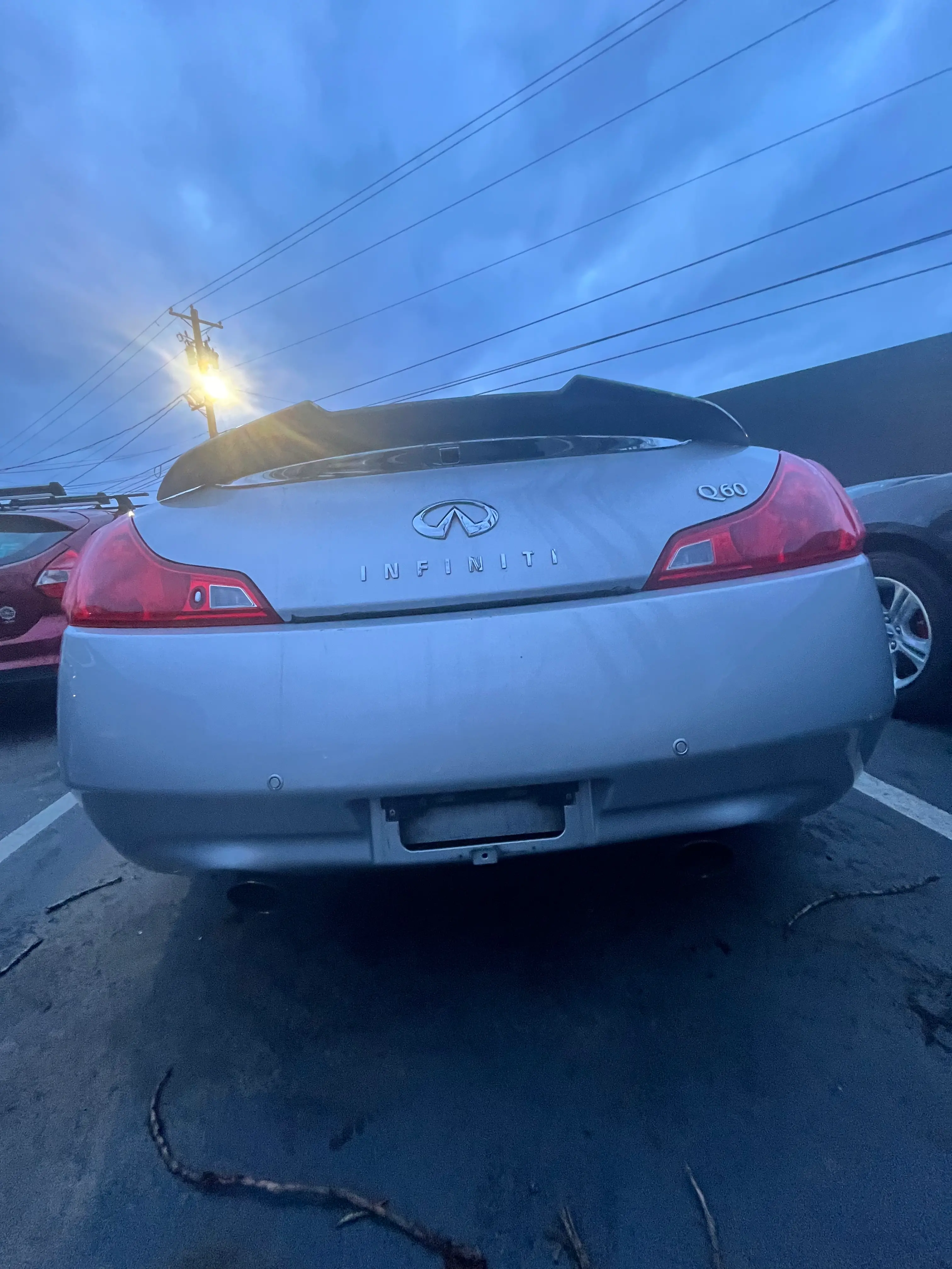2014 INFINITI Q60 null photo 3