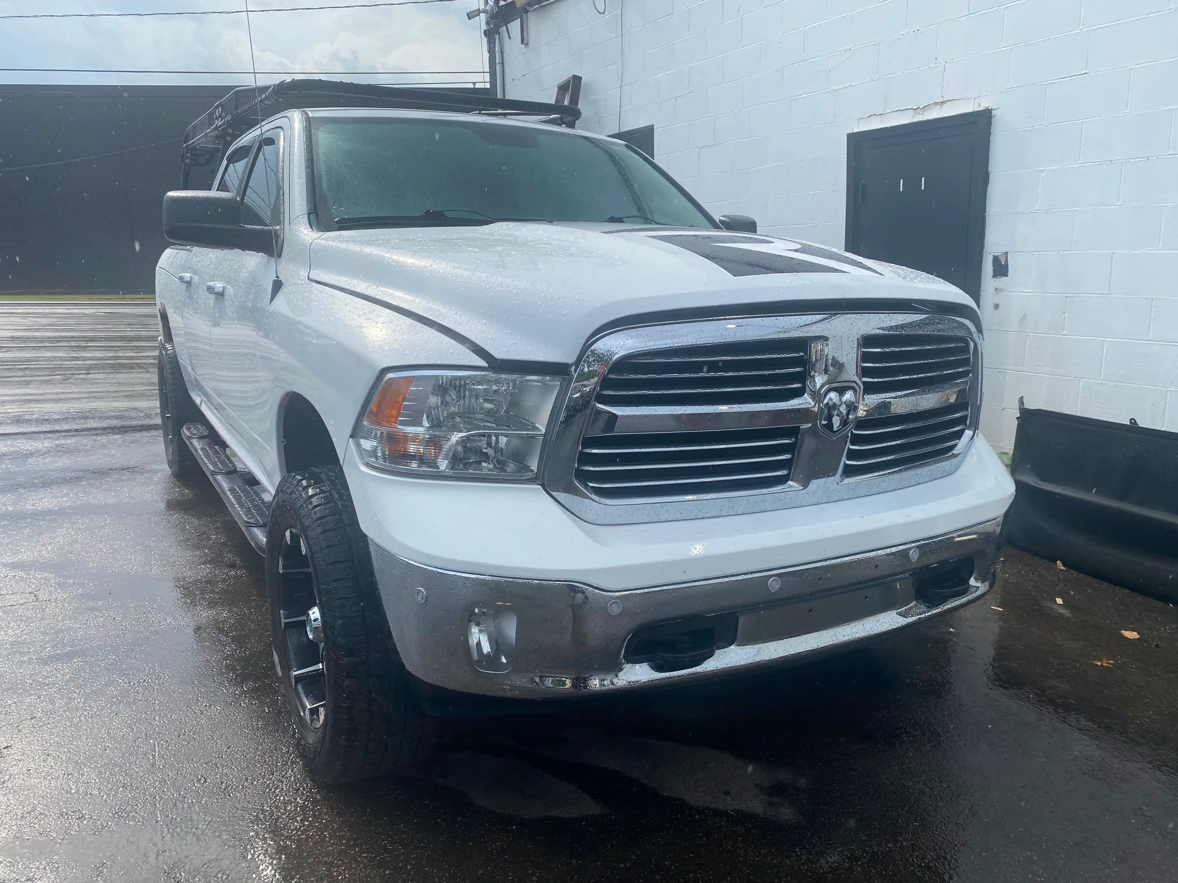 2015 RAM 1500's photo
