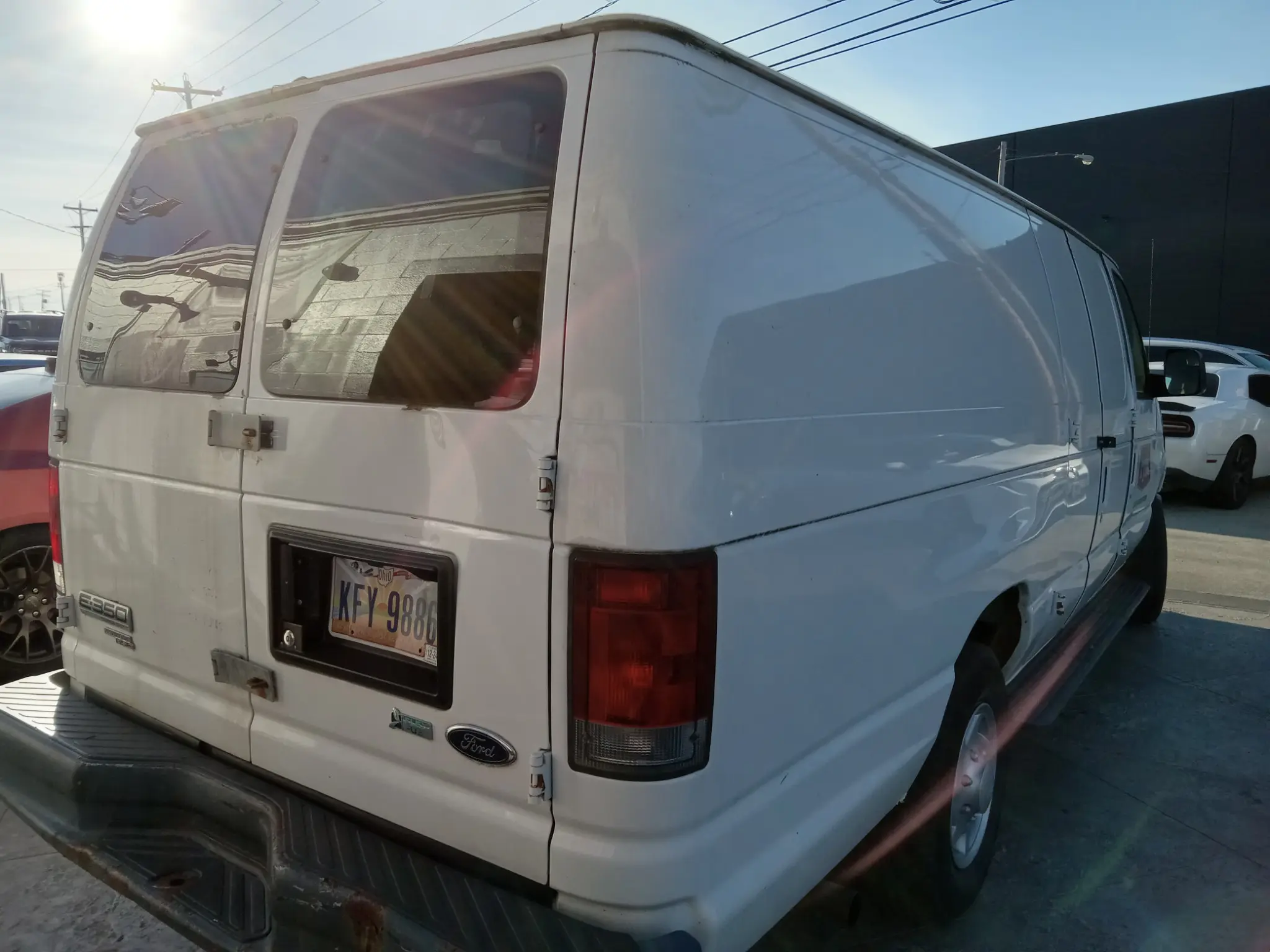 2012 Ford E-Series E-350 Super Duty Extended photo 4