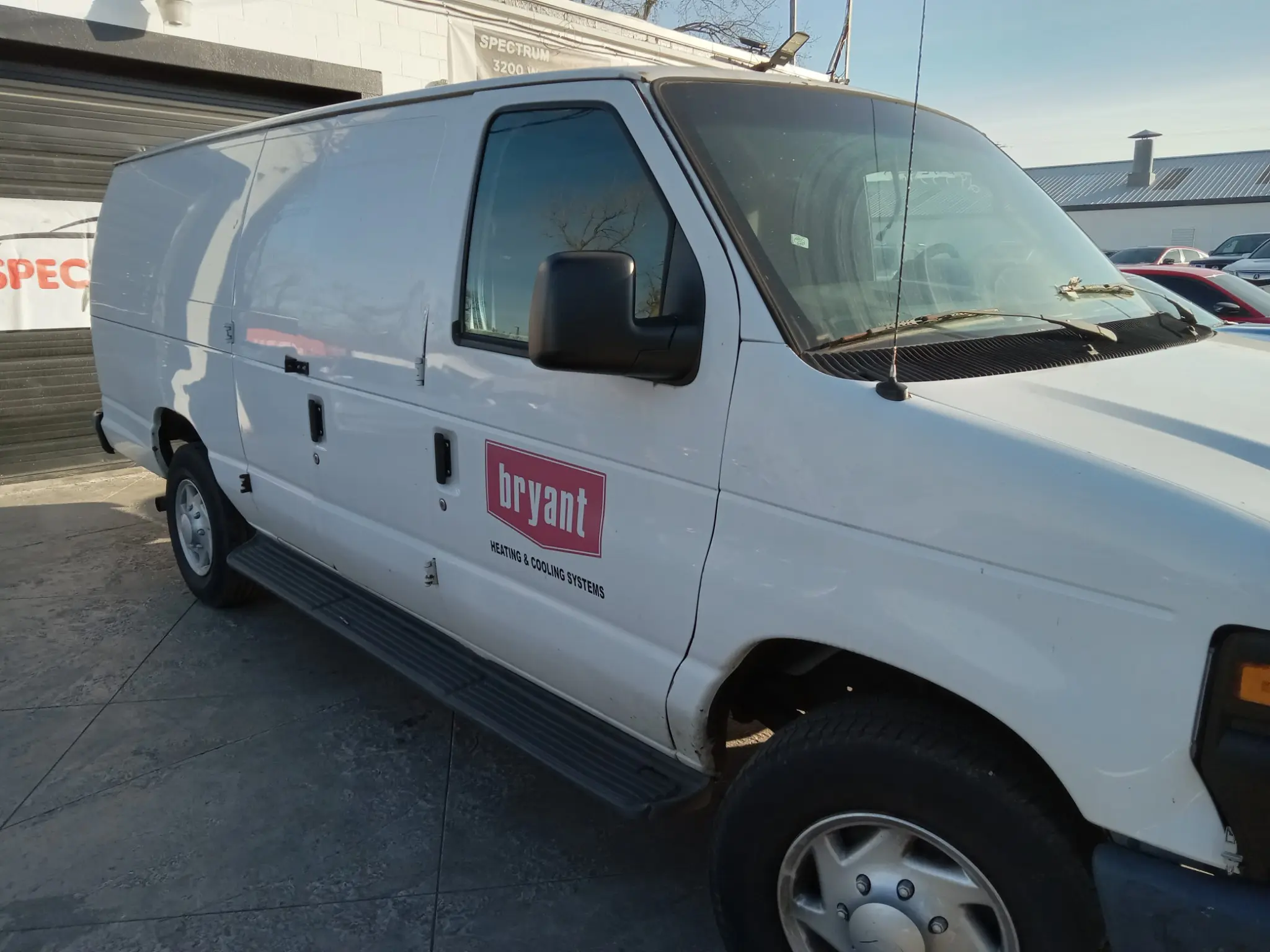 2012 Ford E-Series E-350 Super Duty Extended photo 5