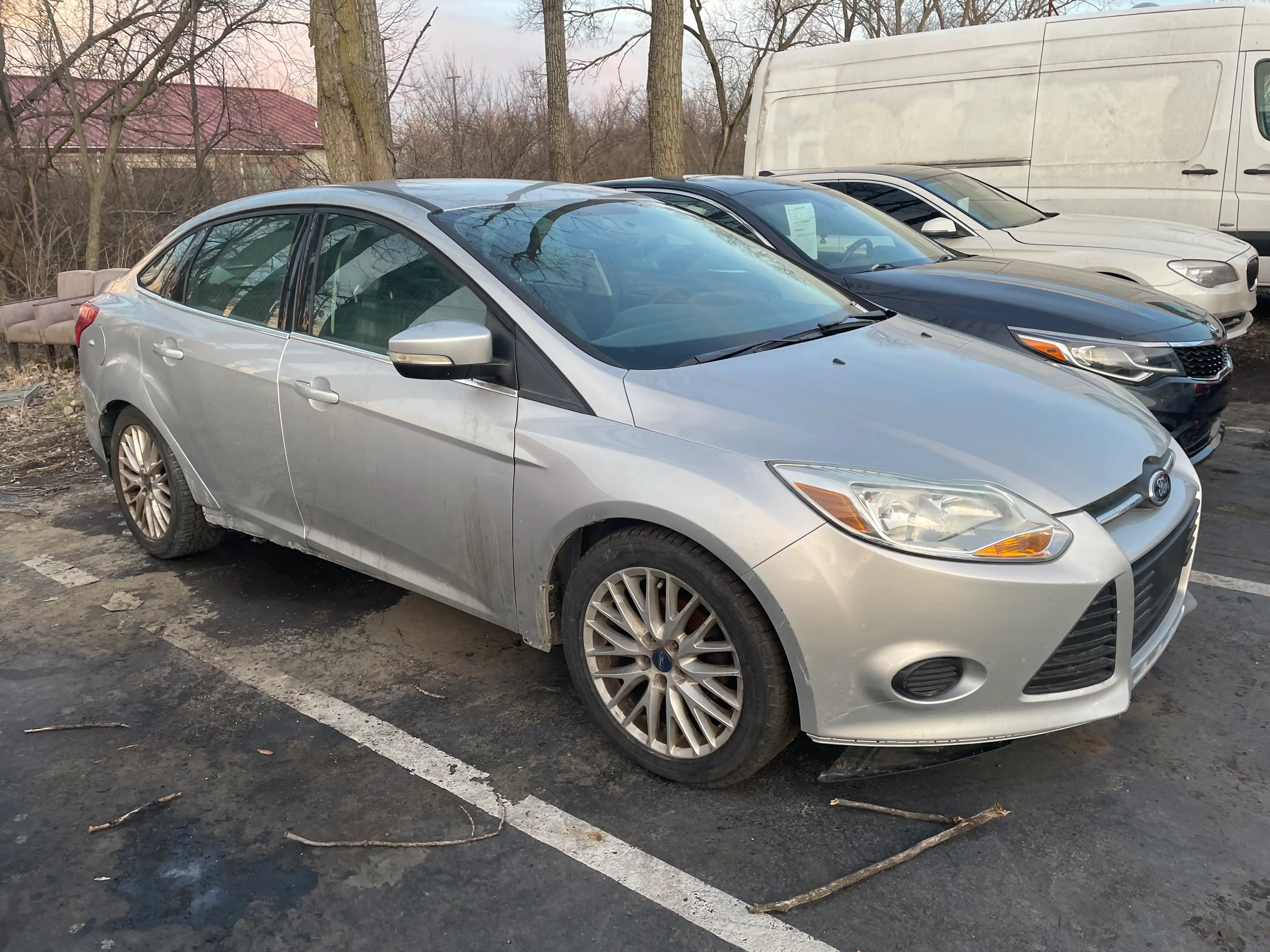 2014 Ford Focus Sedan S's photo