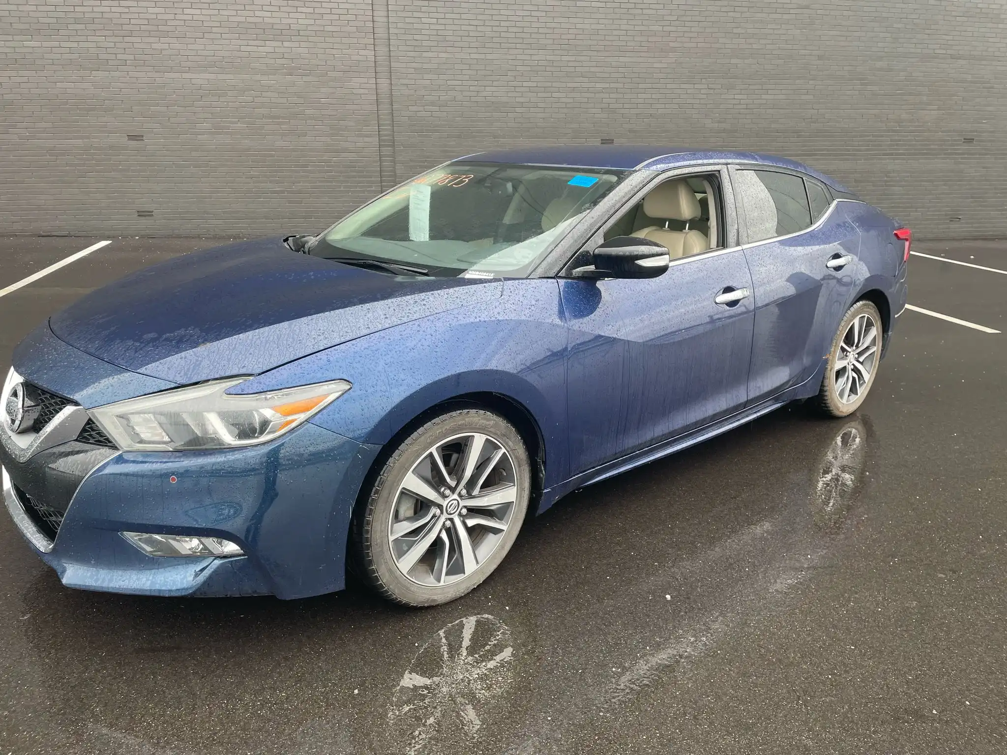 2018 Nissan Maxima SV's photo