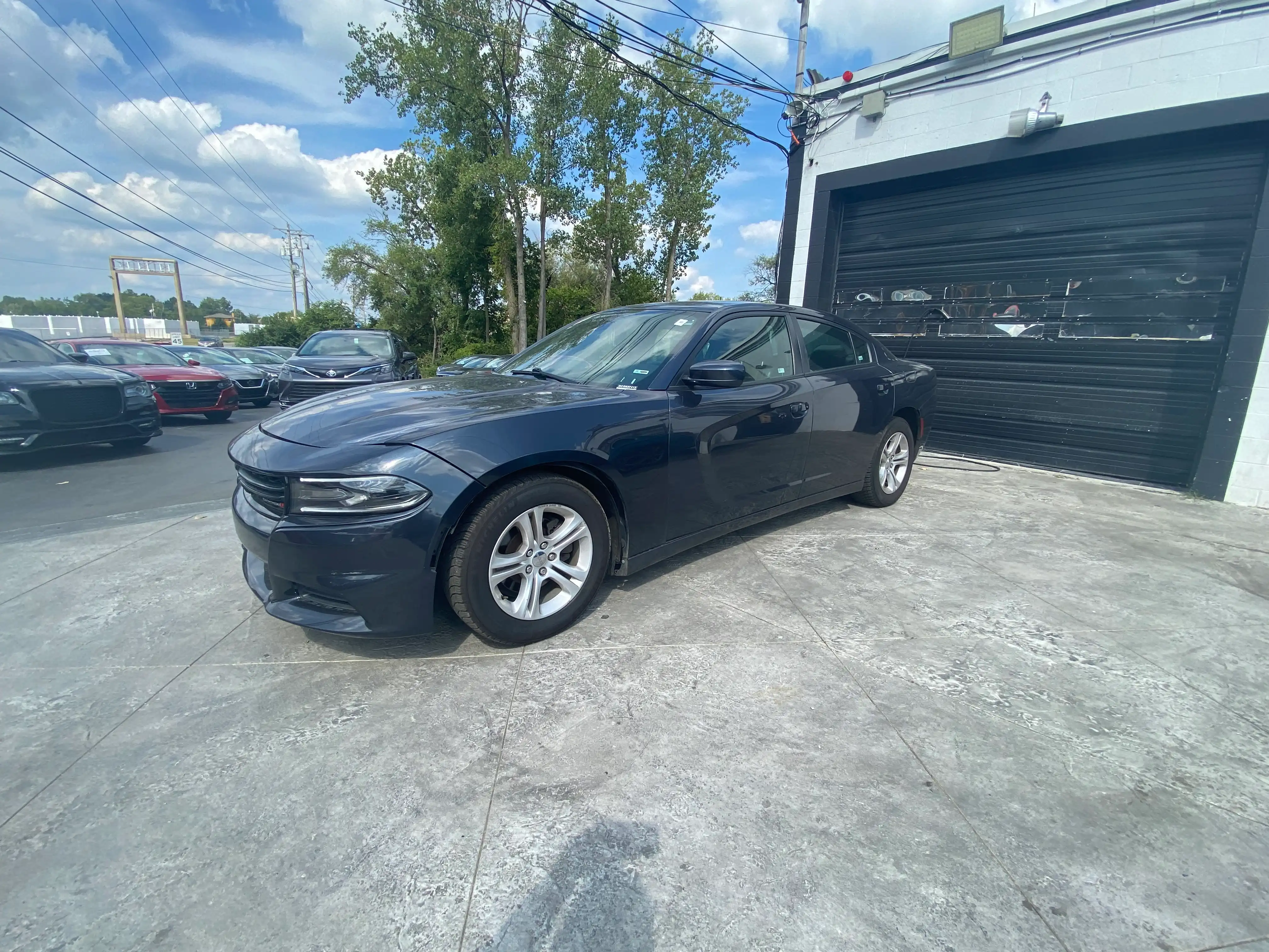 2019 Dodge Charger SXT's photo
