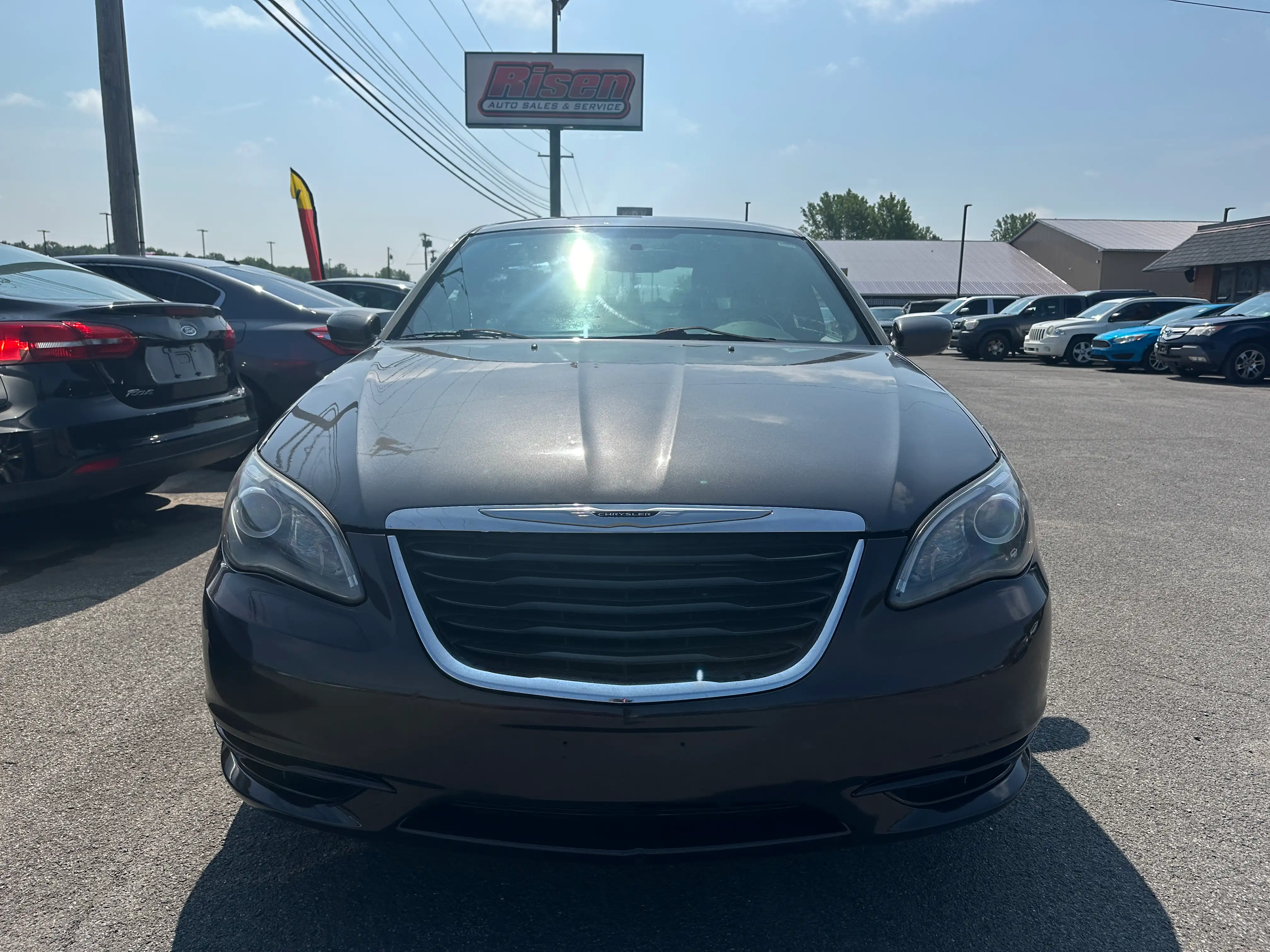 2014 Chrysler 200 Touring's photo