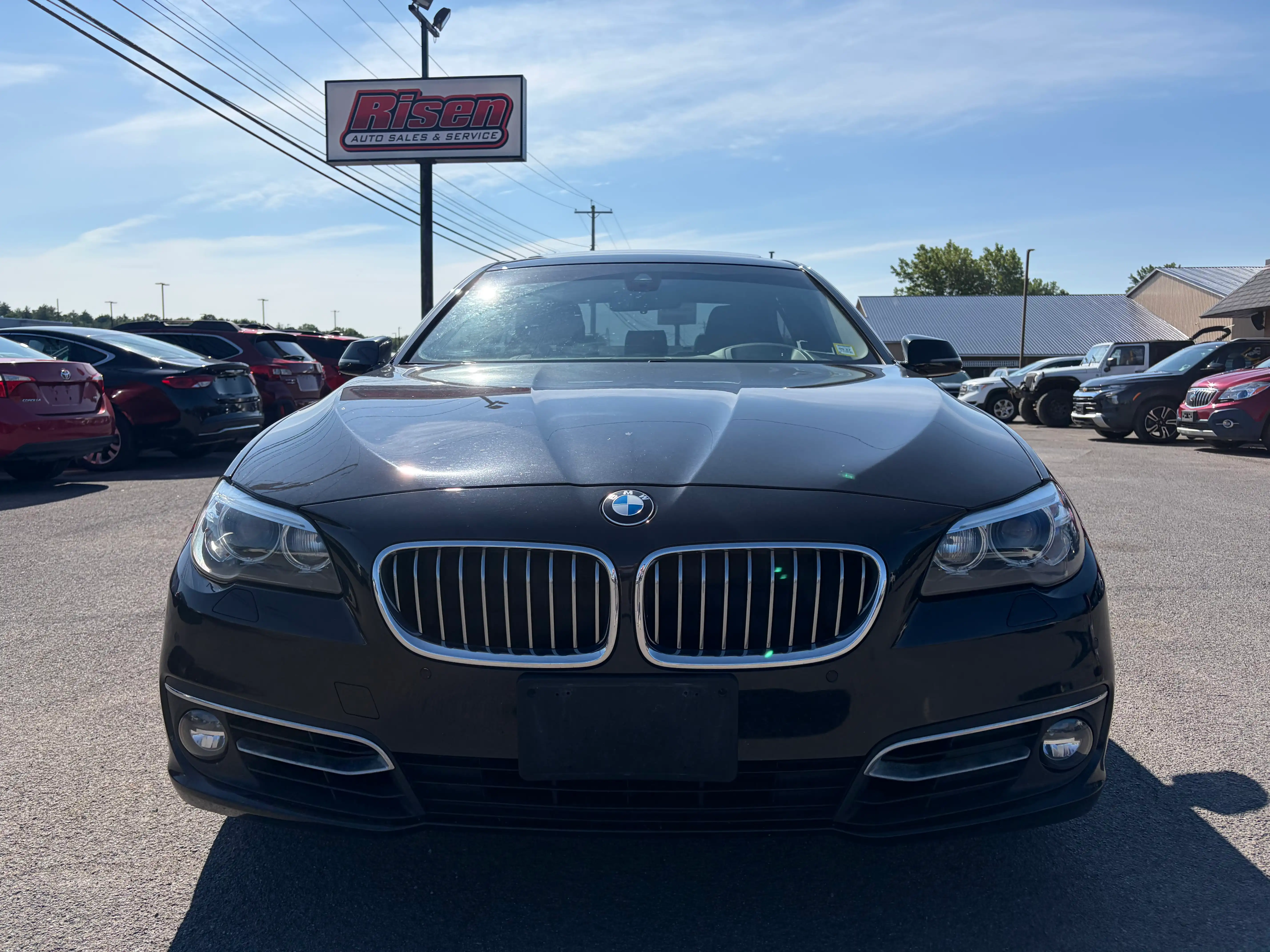 2015 BMW 5 Series 528i xDrive Sedan Luxury Line's photo