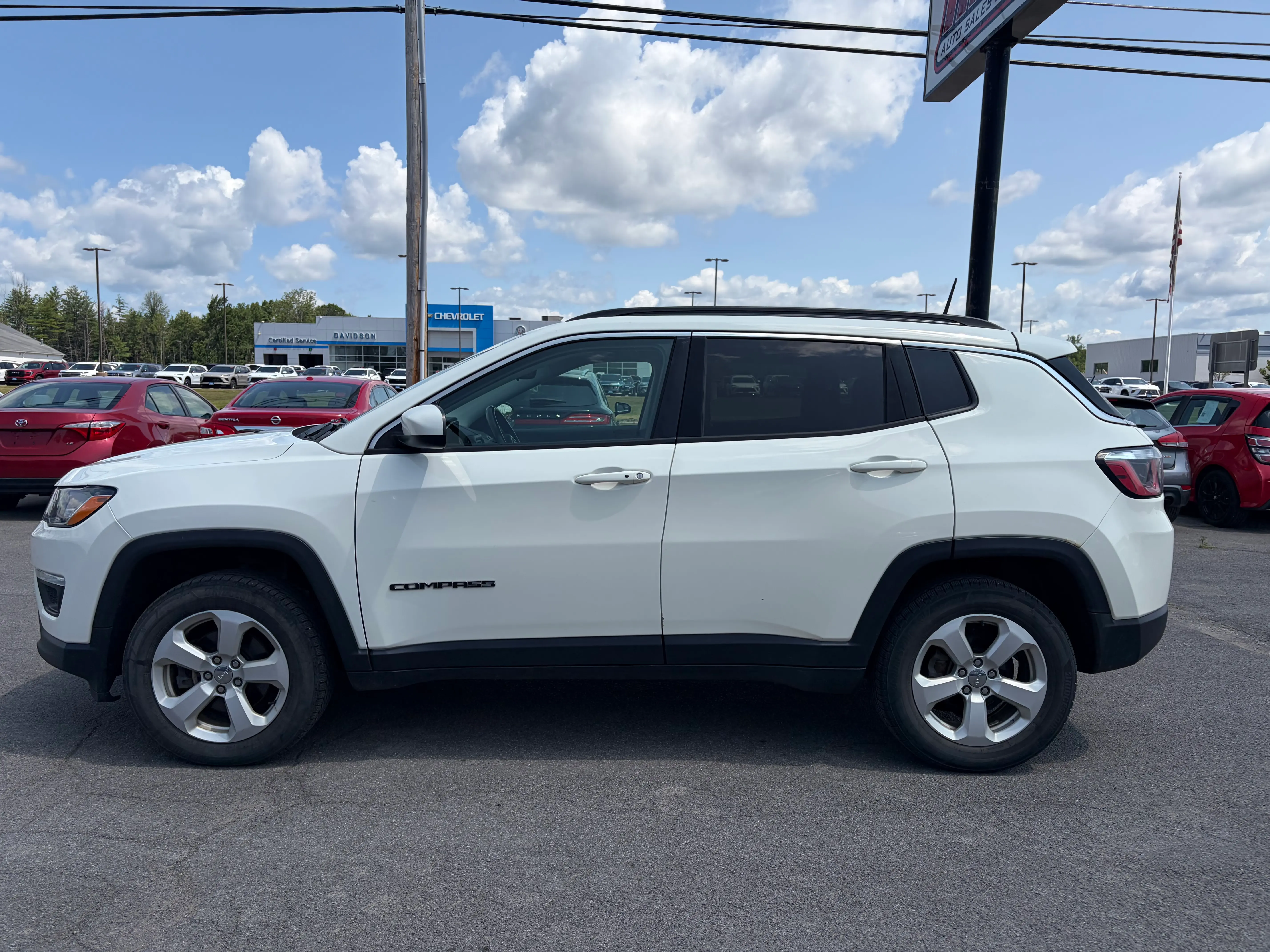 2018 Jeep Compass Latitude 4X4 photo 3