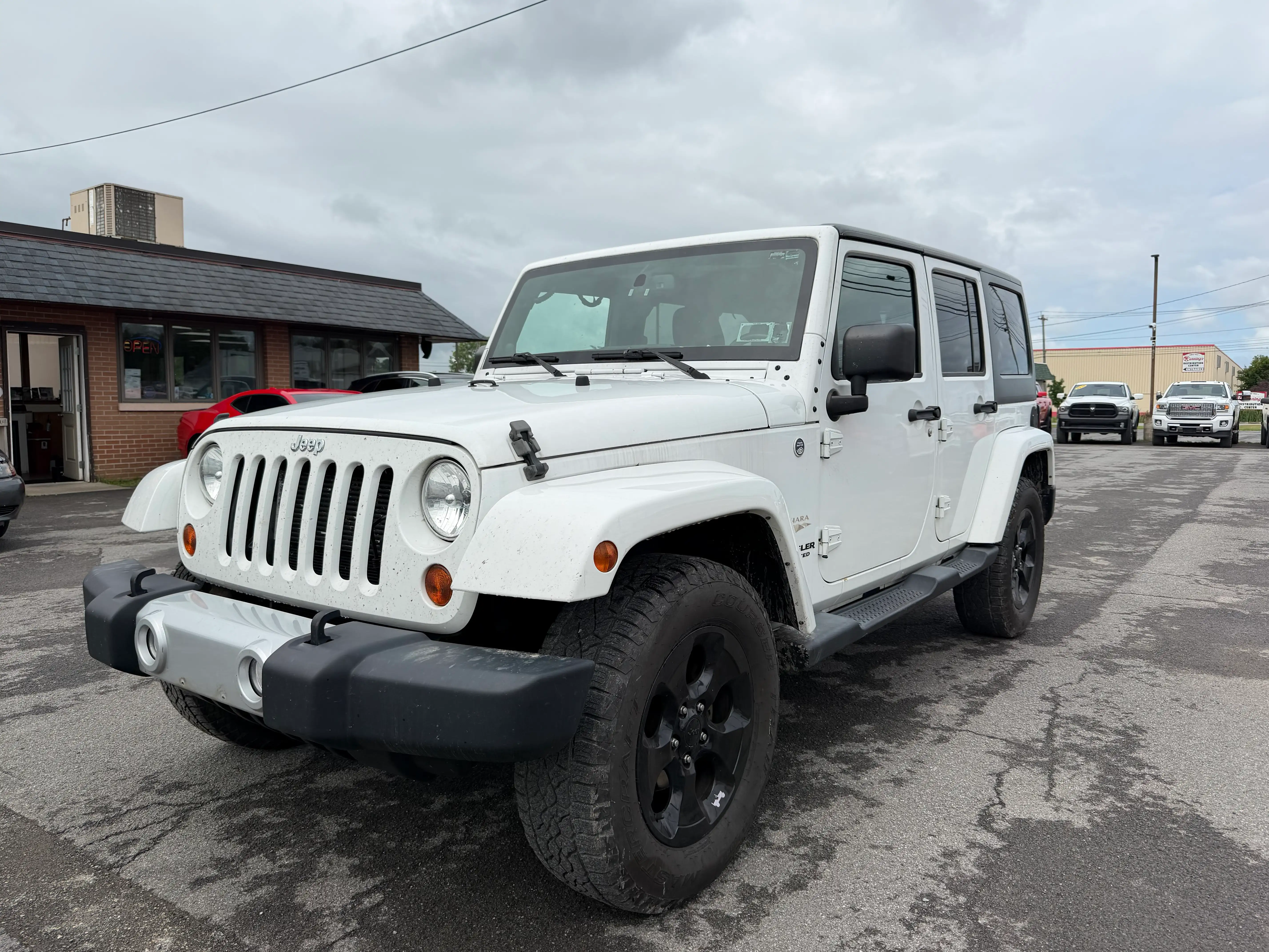 2013 Jeep Wrangler Sahara's photo