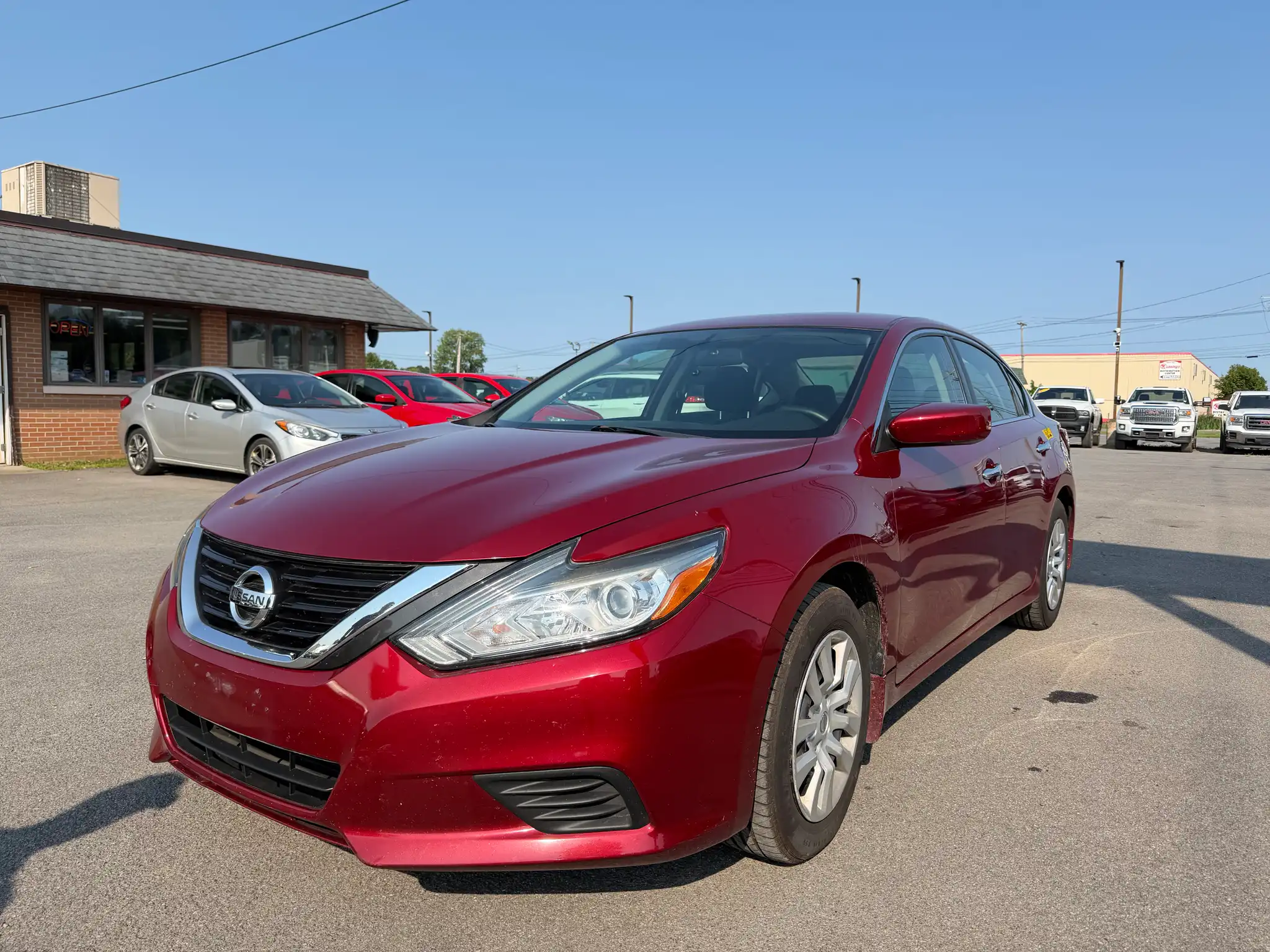 2017 Nissan Altima 2.5 S's photo