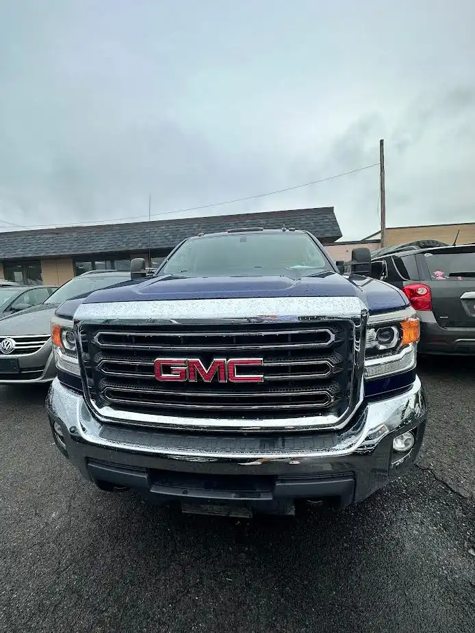 2015 GMC Sierra SLE 4WD Double Cab Standard Box's photo