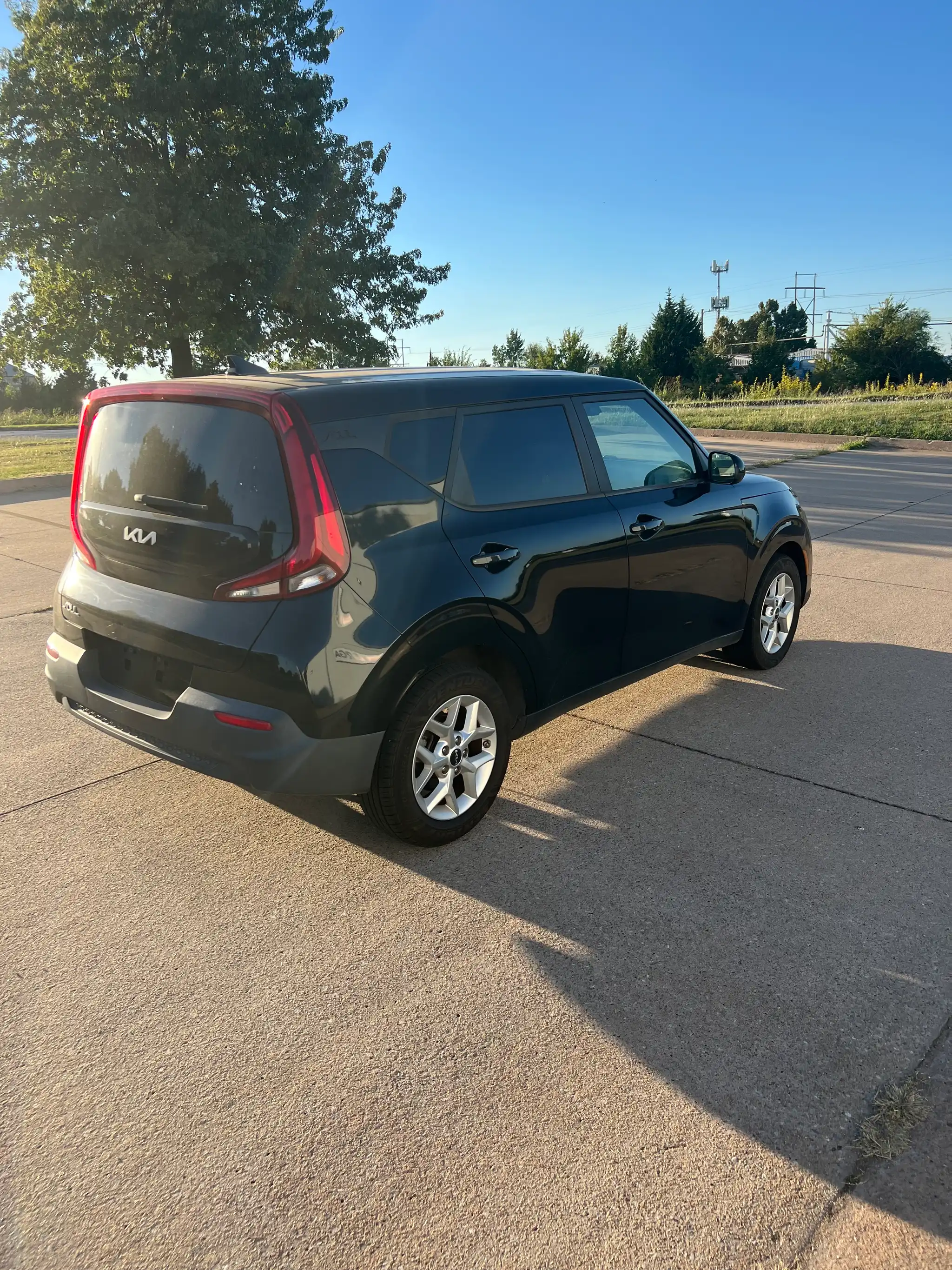 2022 Kia Soul 2.0L LX IVT's photo