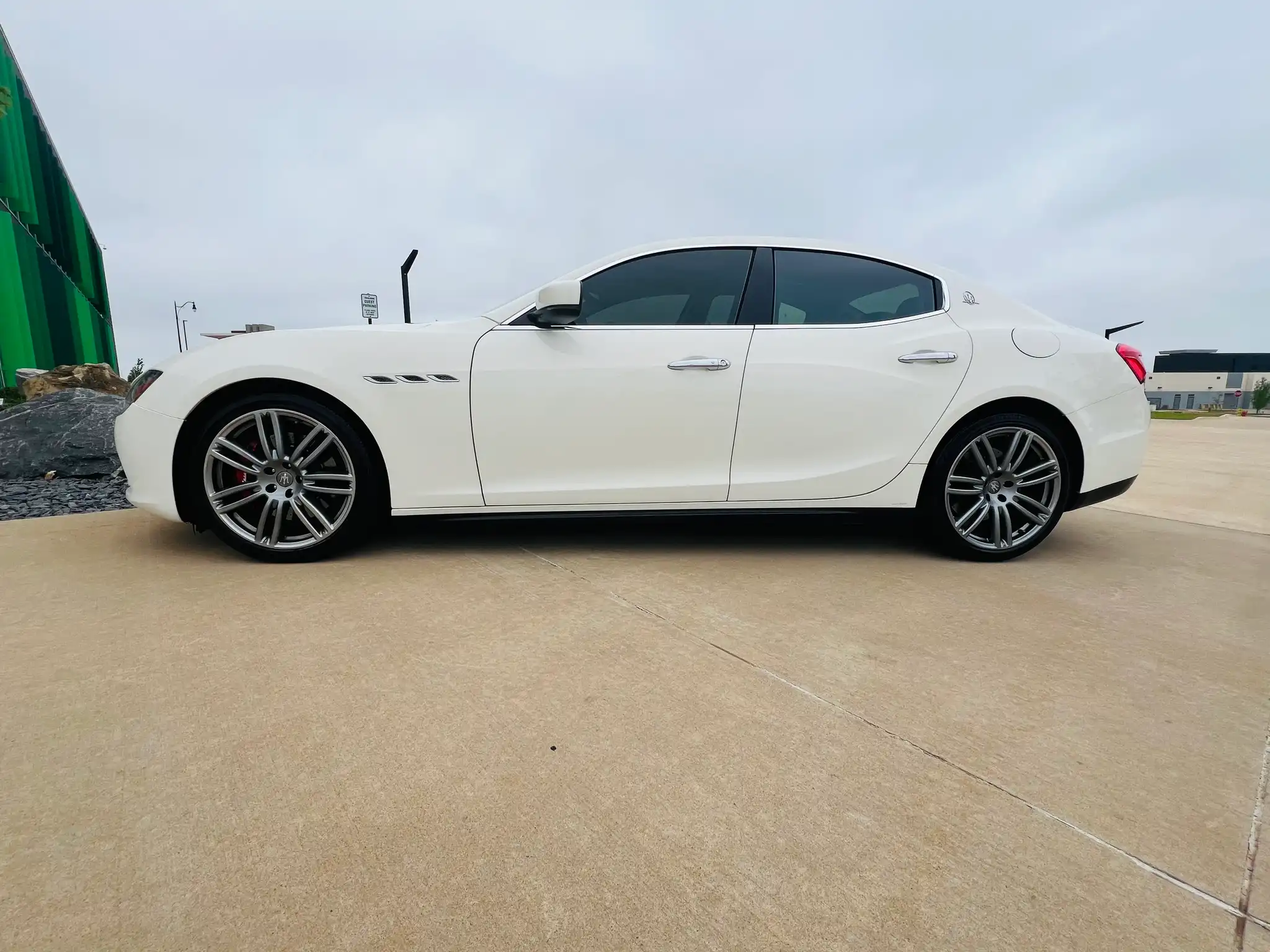 2016 Maserati Ghibli S's photo