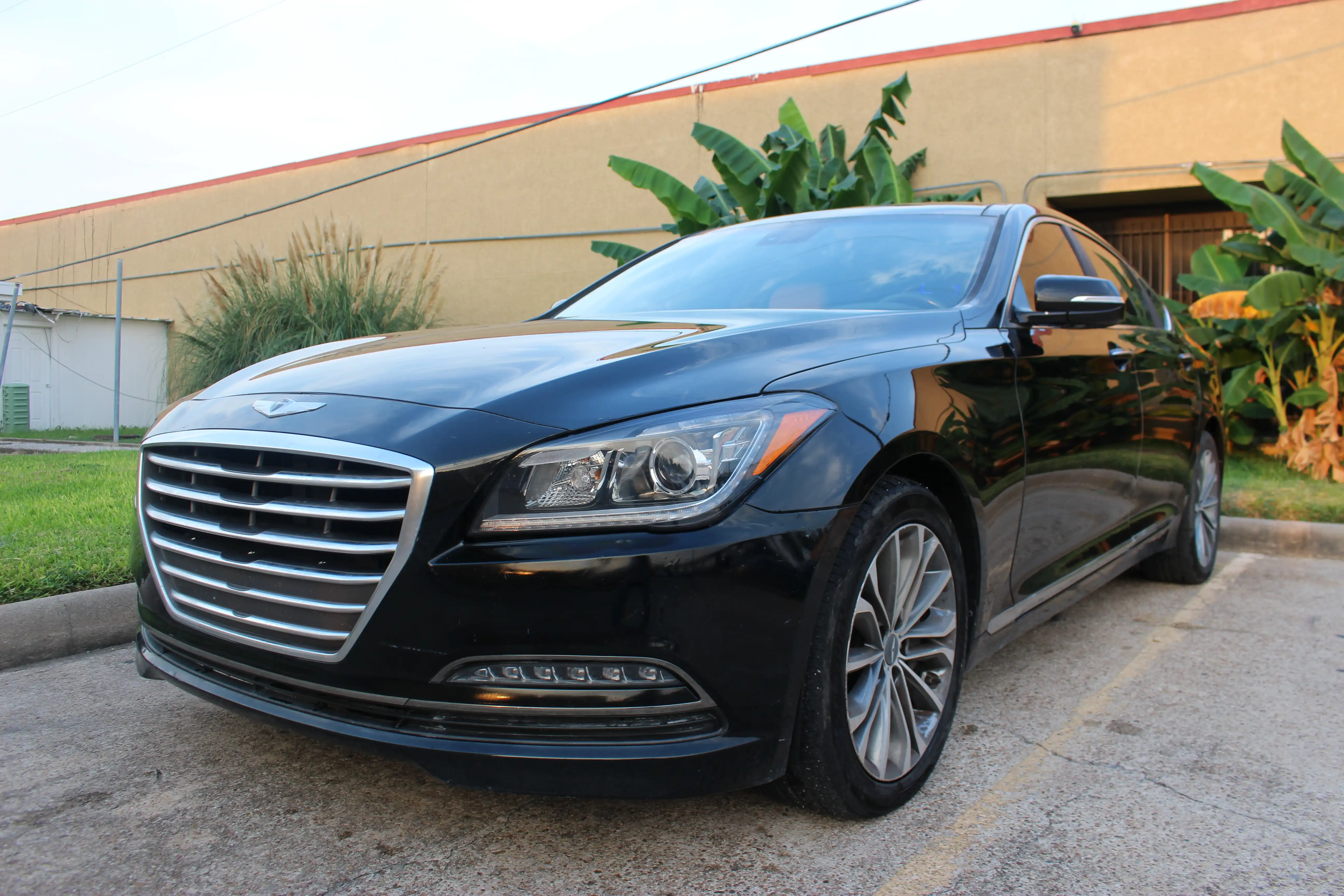 2016 Hyundai Genesis 3.8 RWD's photo