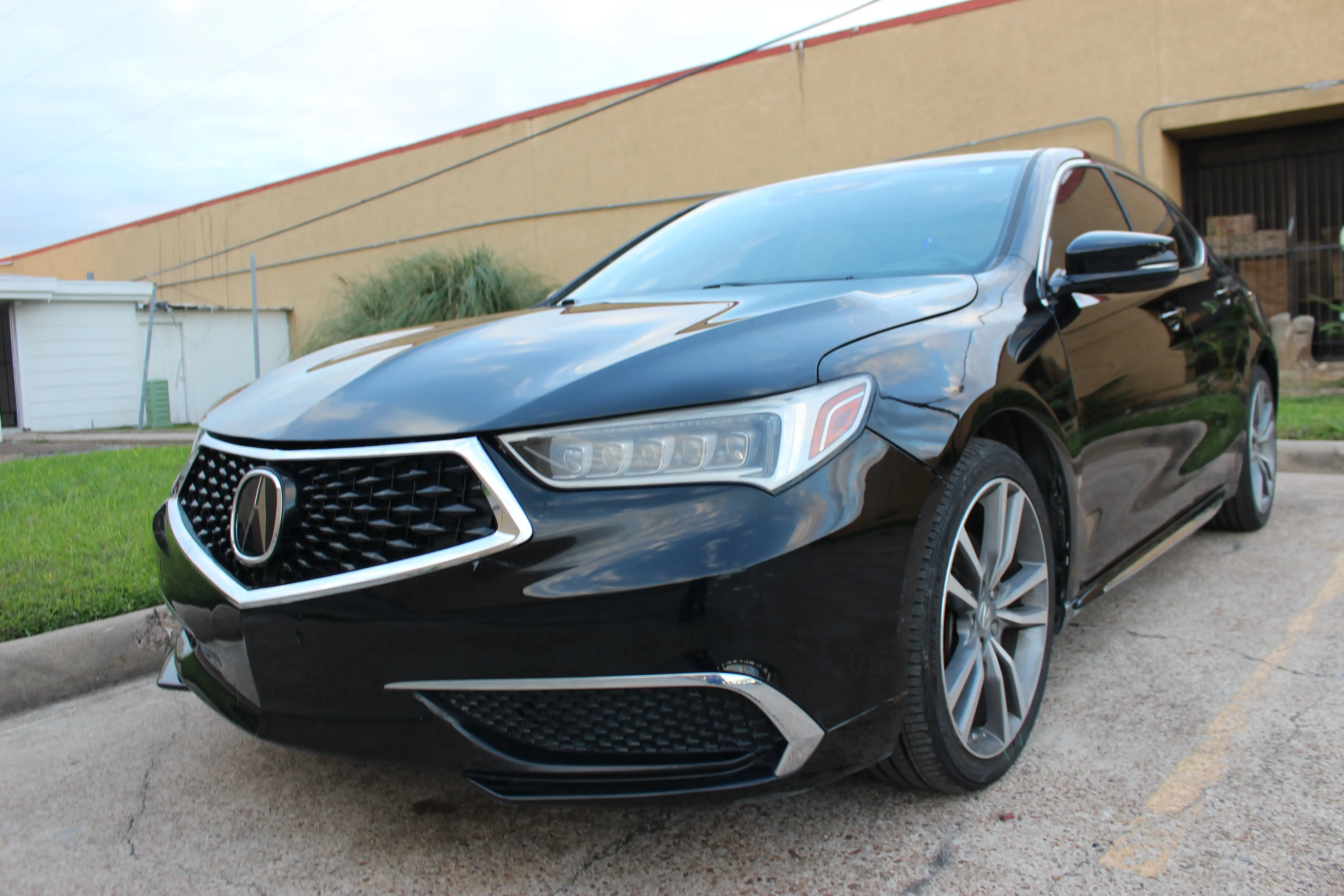 2019 Acura TLX 3.5 Auto Technology Package's photo