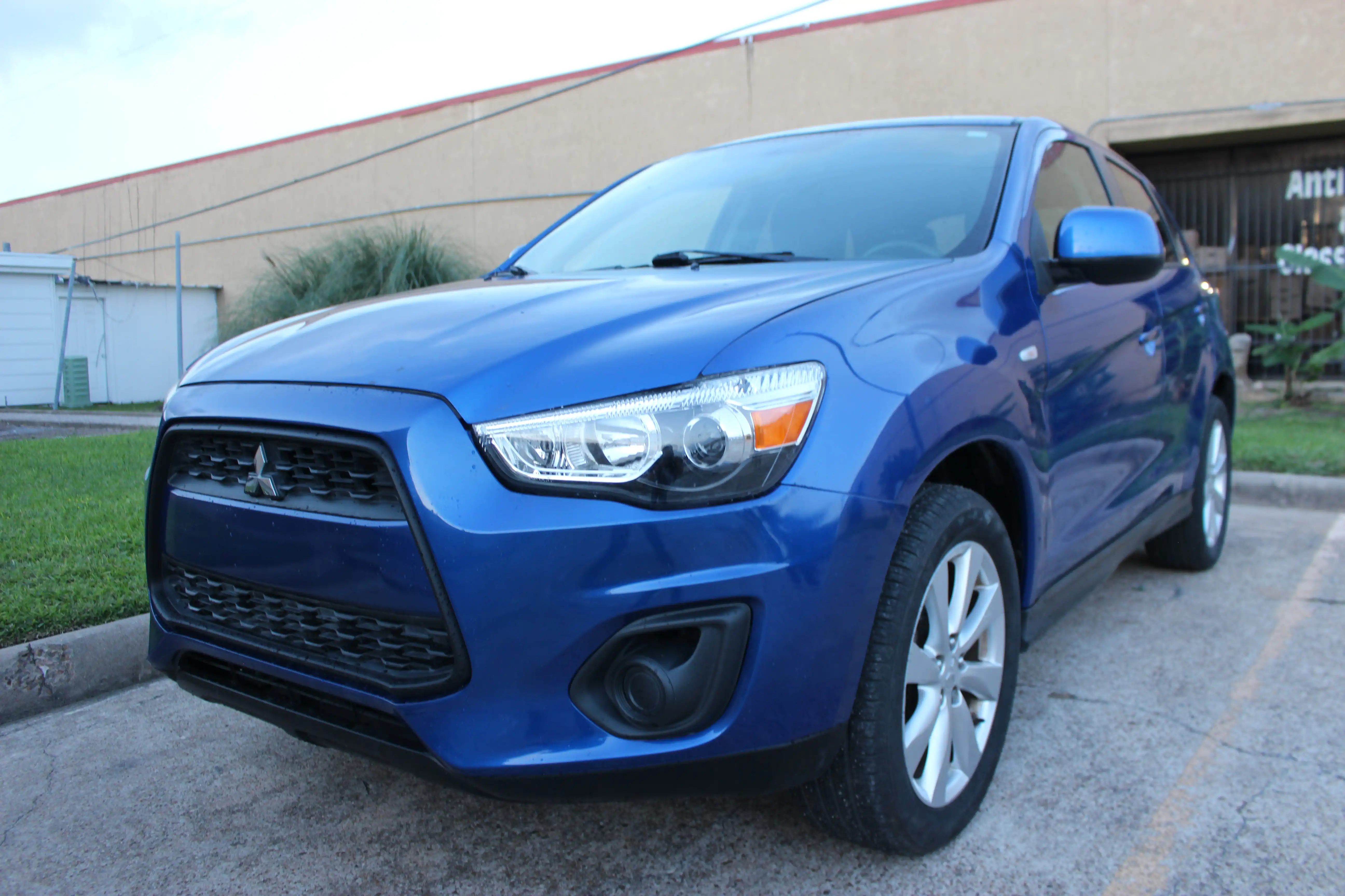 2015 Mitsubishi Outlander Sport 2.0 ES 2WD CVT's photo
