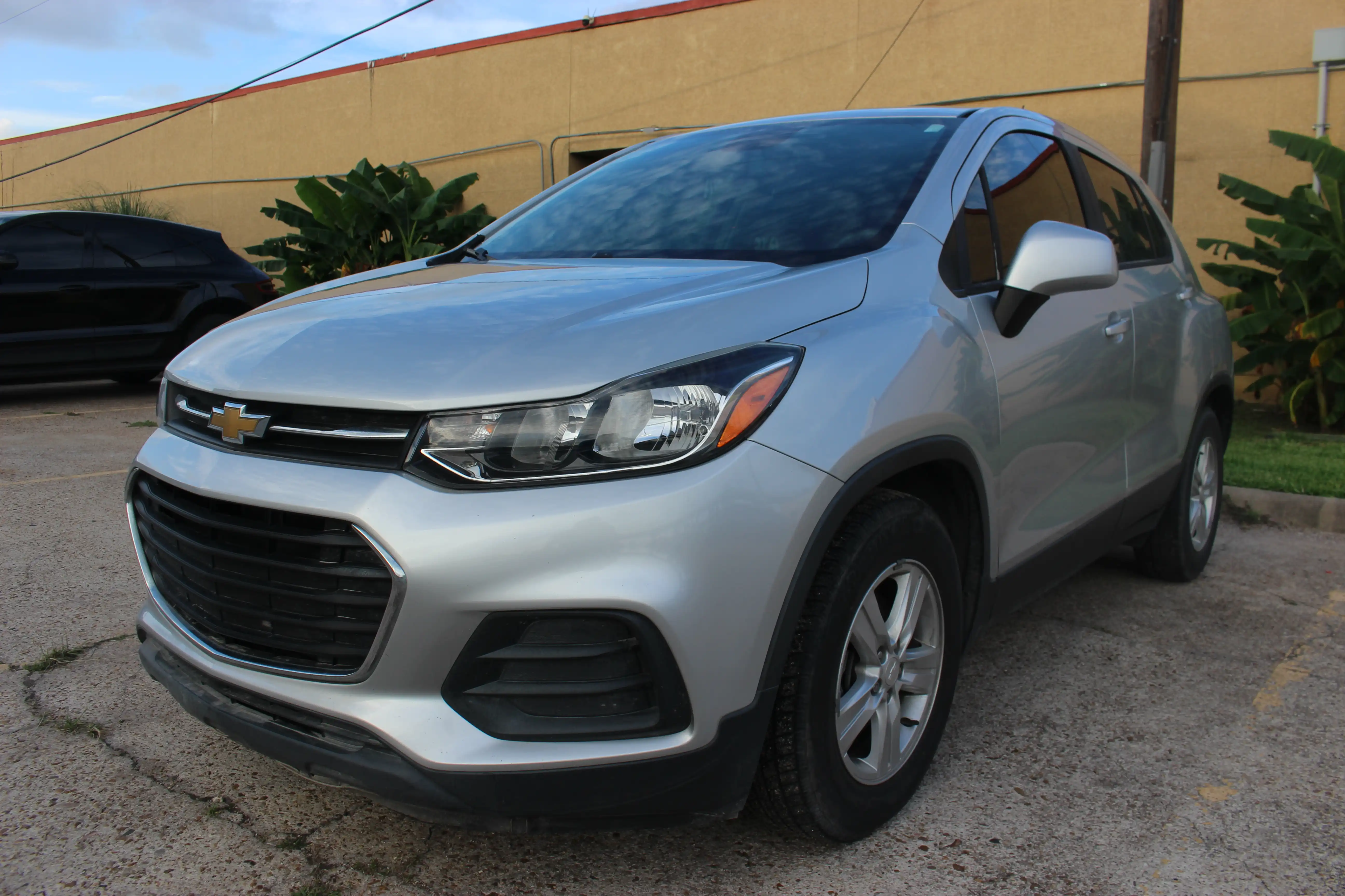 2020 Chevrolet Trax LS's photo
