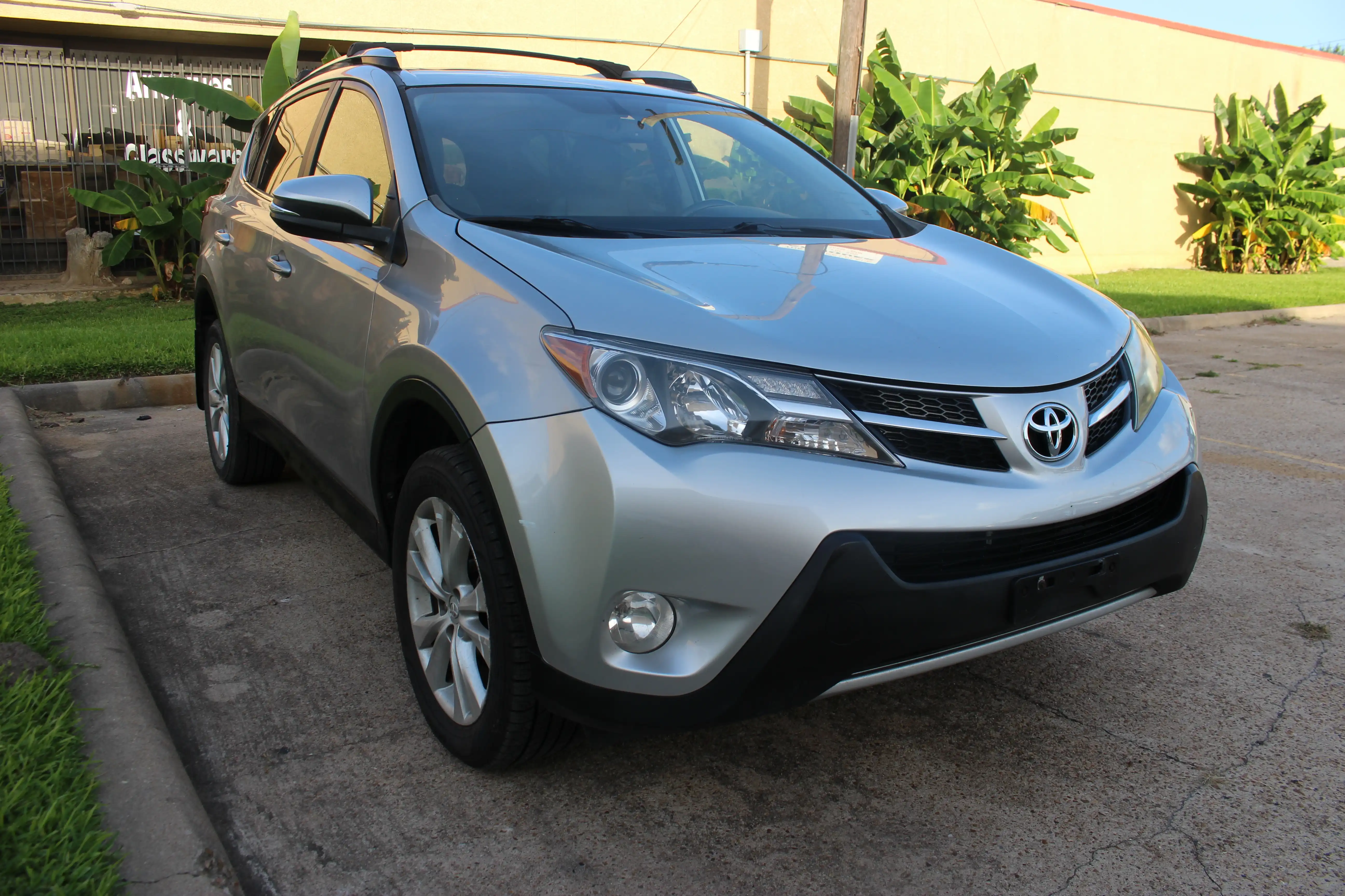 2013 Toyota RAV4 Limited's photo