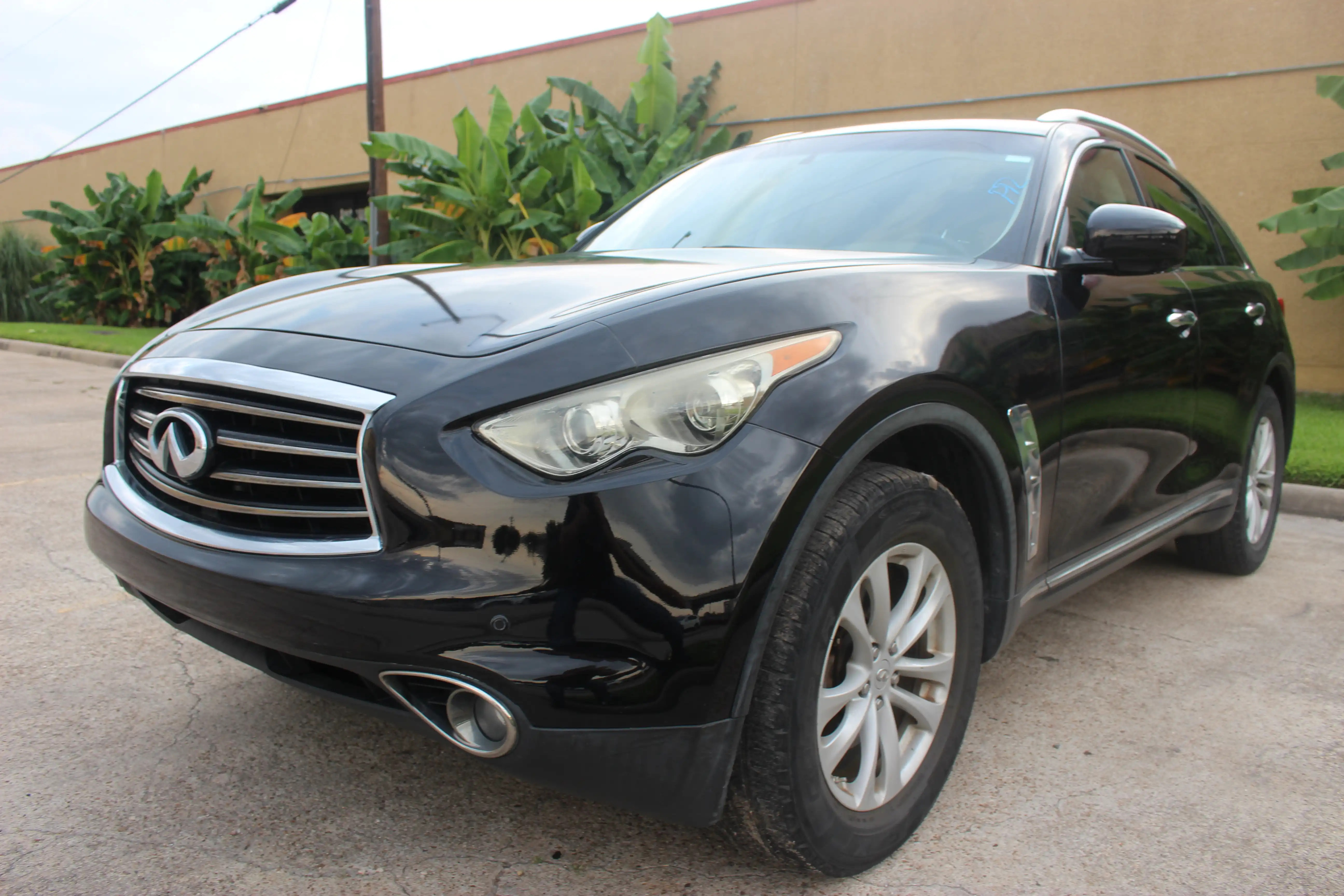 2012 INFINITI FX's photo