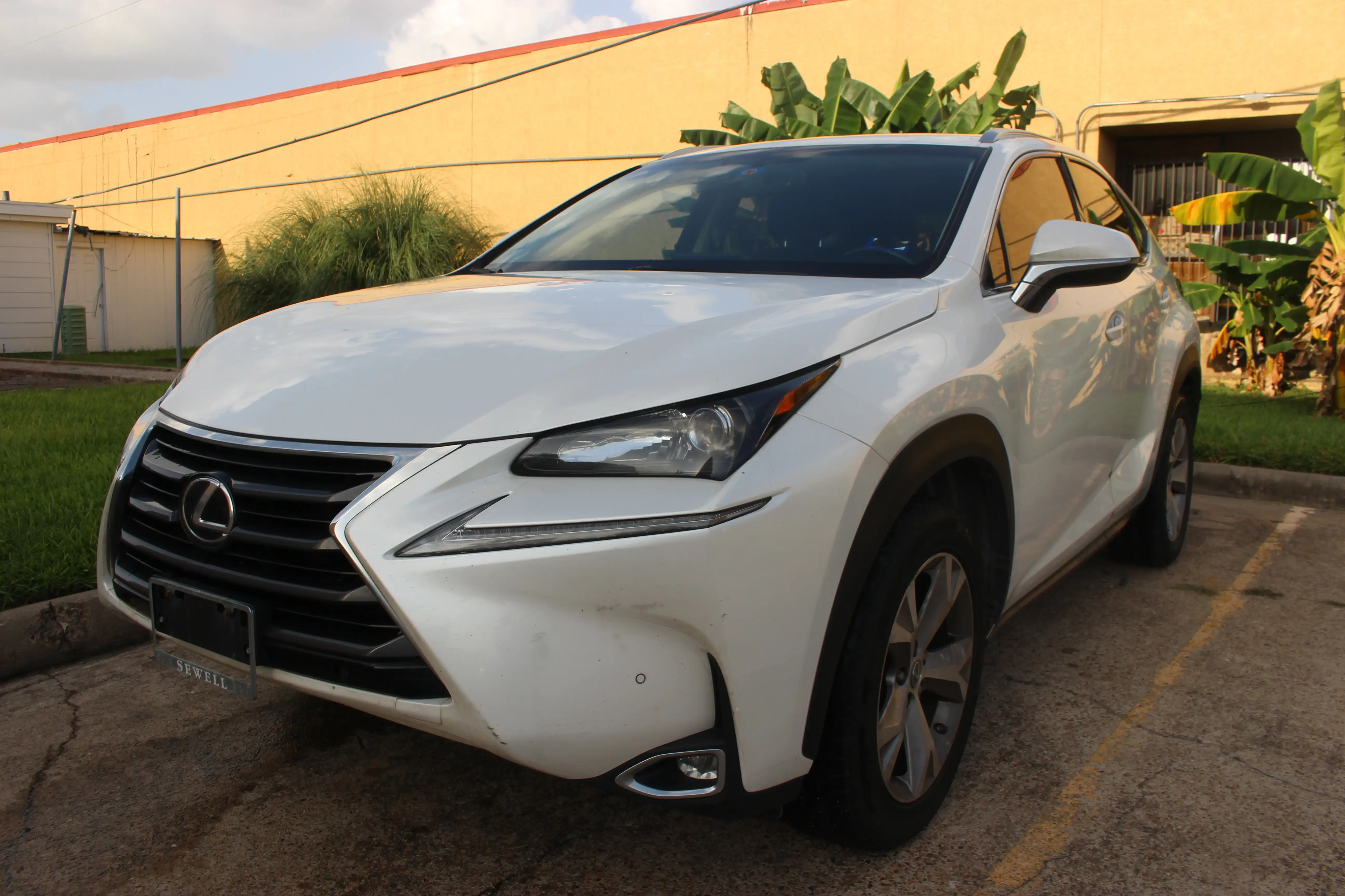 2017 Lexus NX 200t 200t 4x2's photo