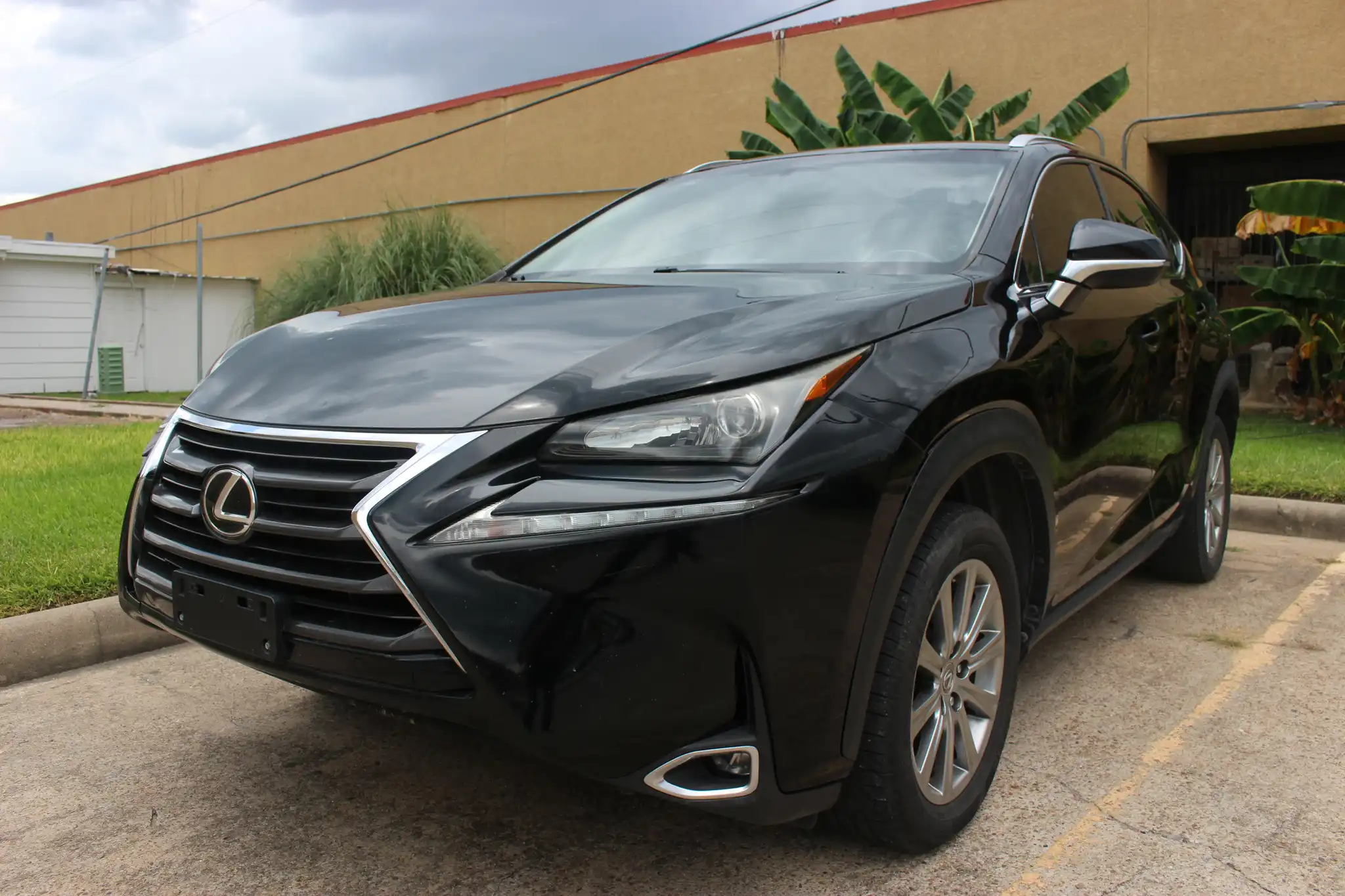 2017 Lexus NX 200t 200t 4x2's photo