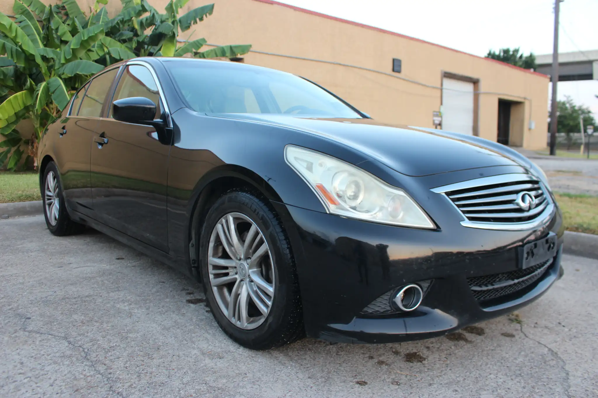 2013 INFINITI G37 Journey 37's photo
