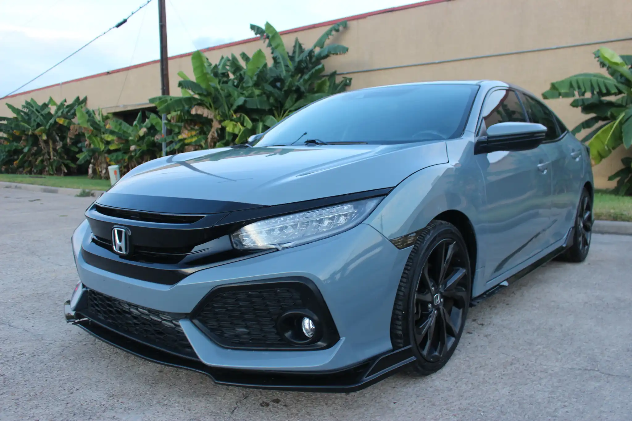 2018 Honda Civic Sport Touring CVT's photo