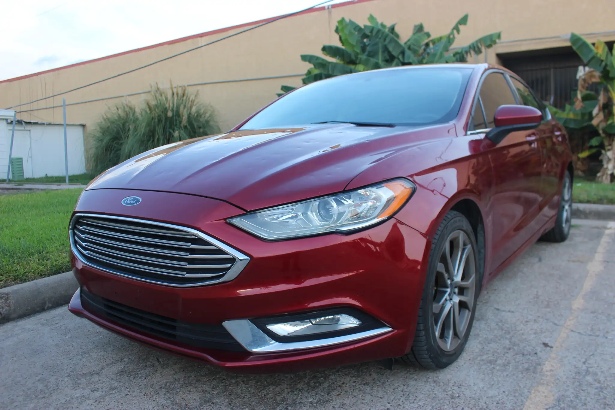 2017 Ford Fusion SE FWD's photo