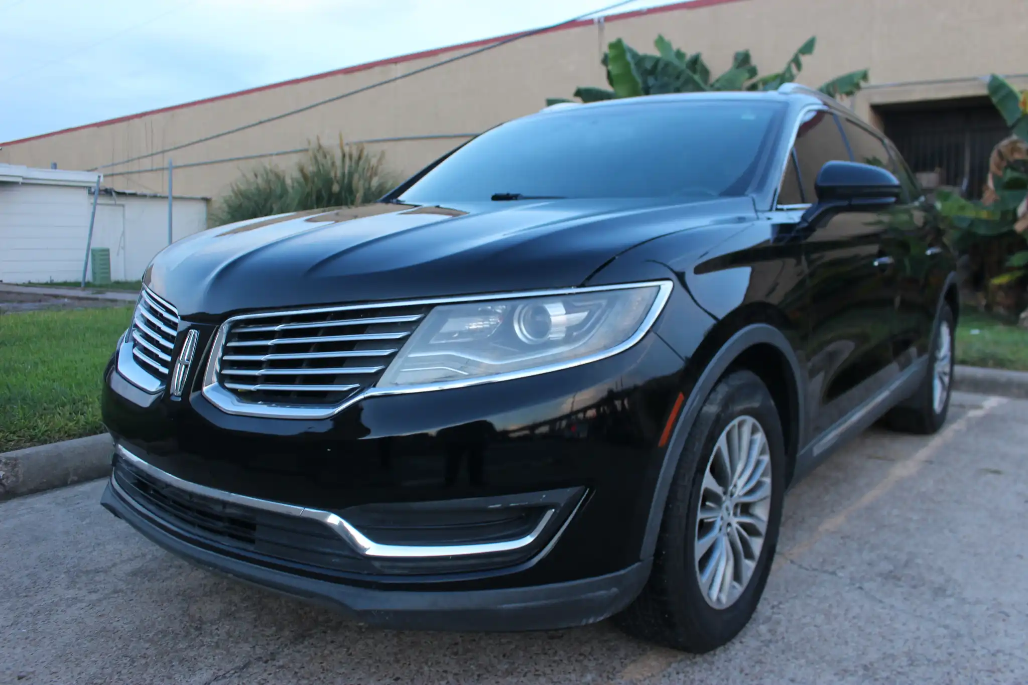 2017 Lincoln MKX Select FWD's photo