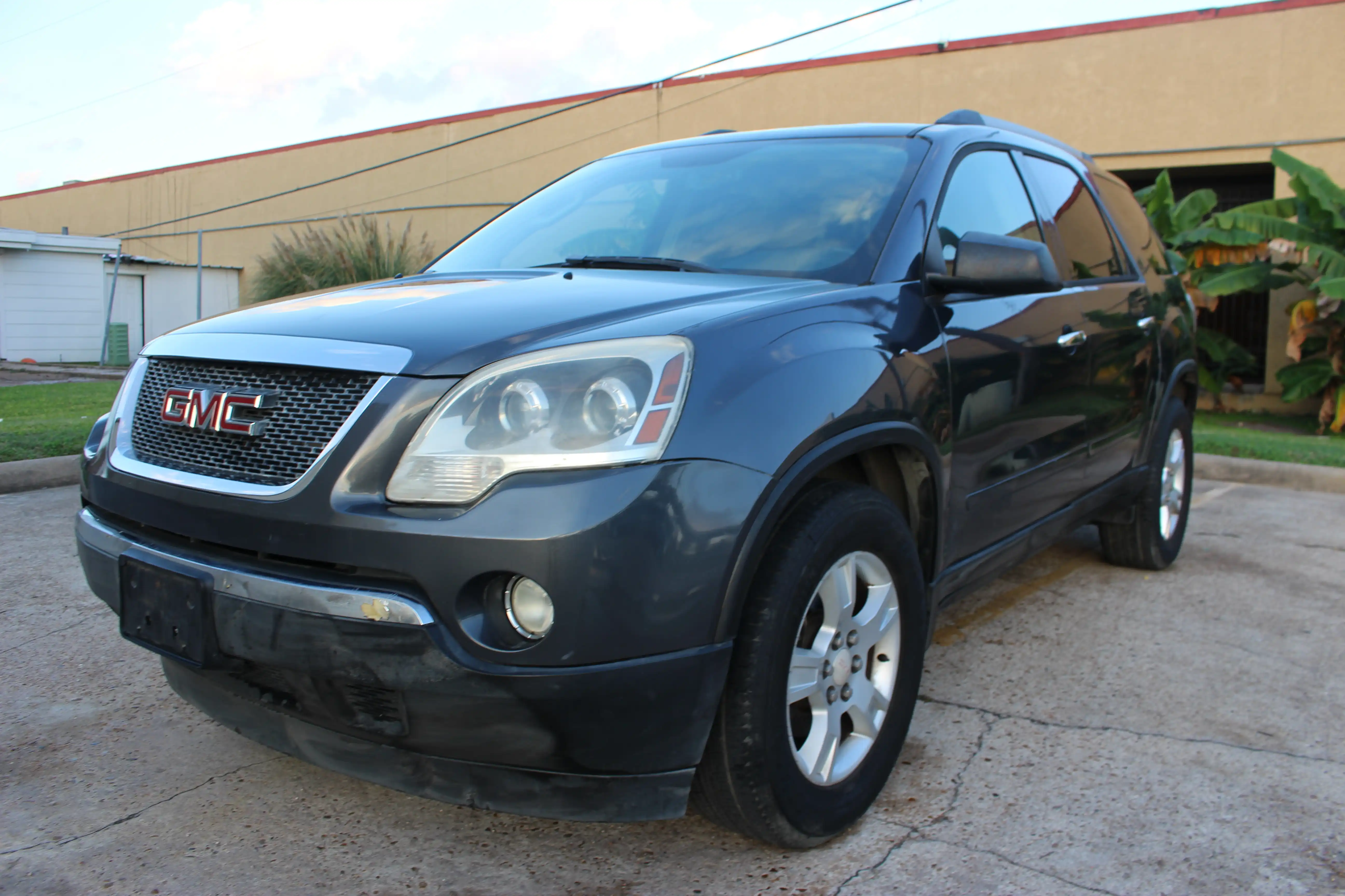 2012 GMC Acadia FWD SL's photo