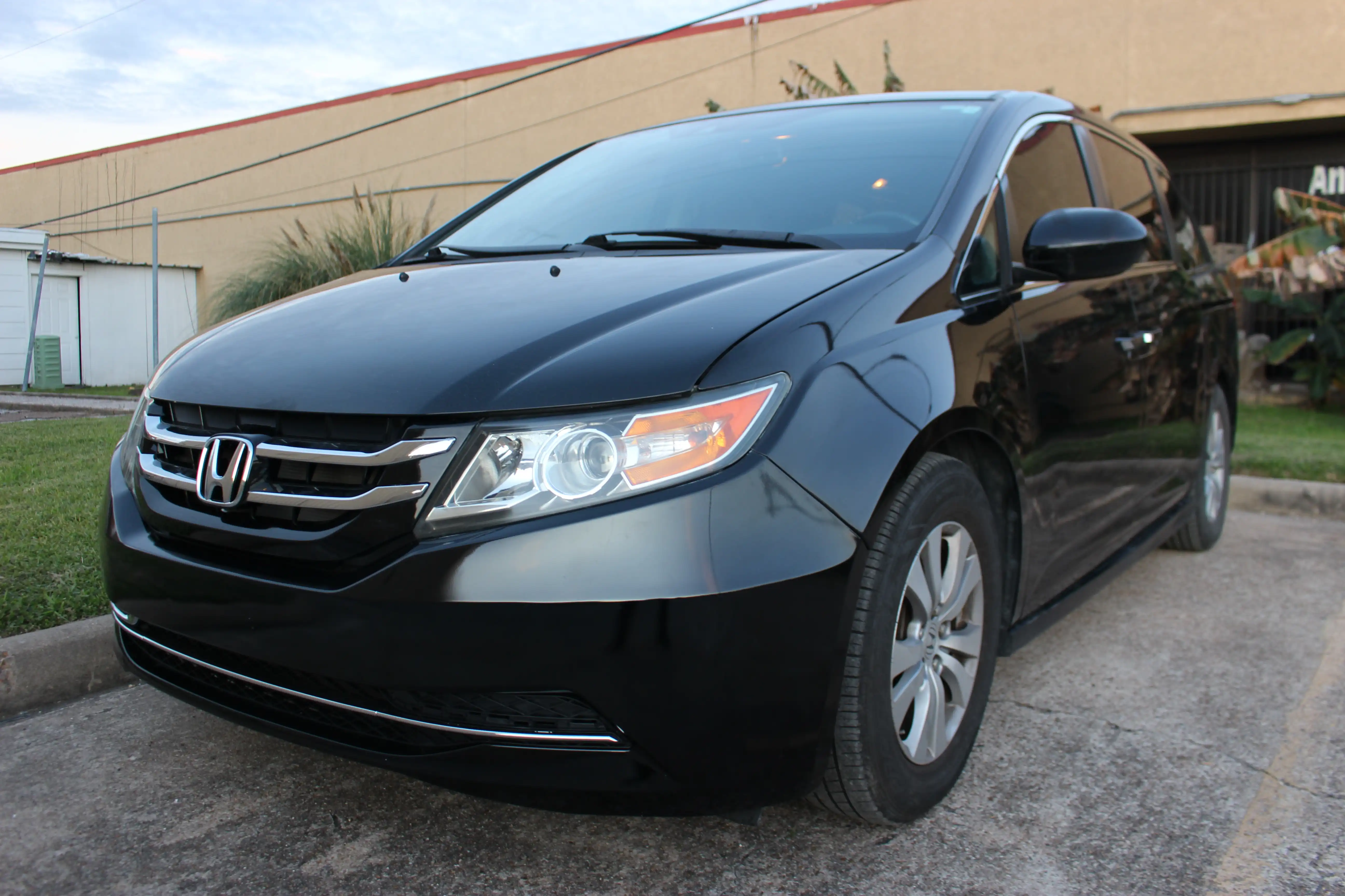 2016 Honda Odyssey EX-L's photo