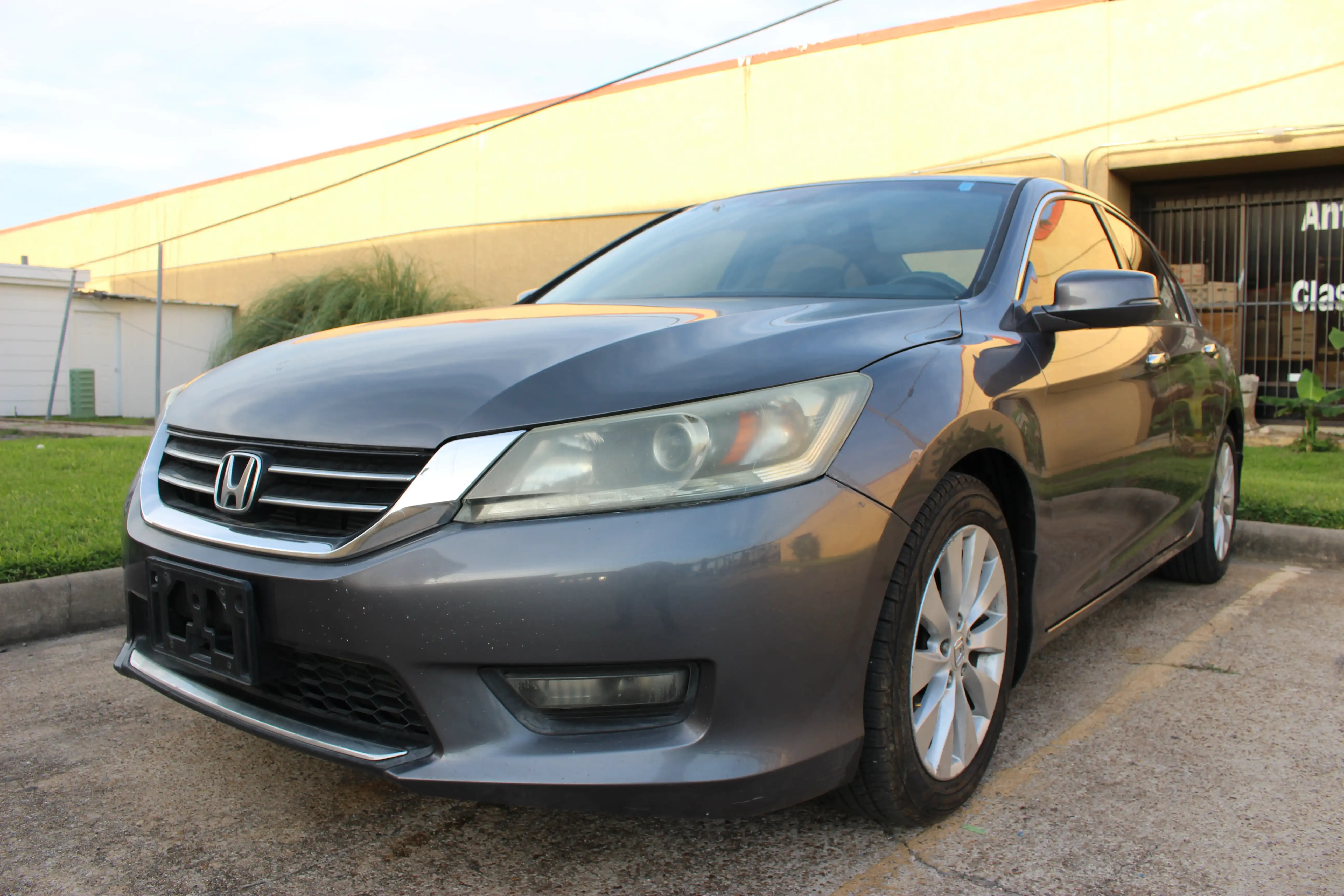 2015 Honda Accord EX-L V-6 Auto's photo