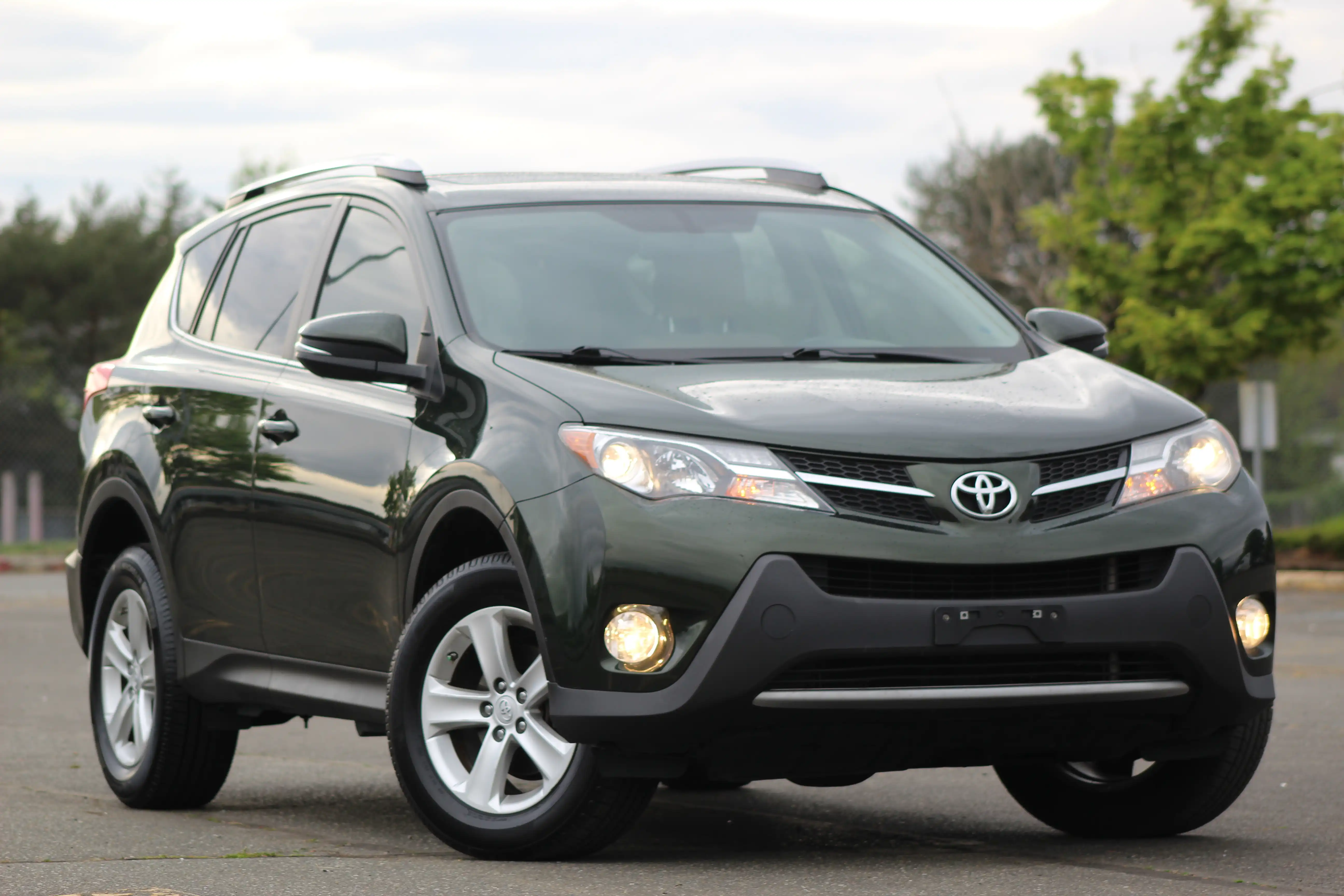 2013 Toyota RAV4 XLE's photo