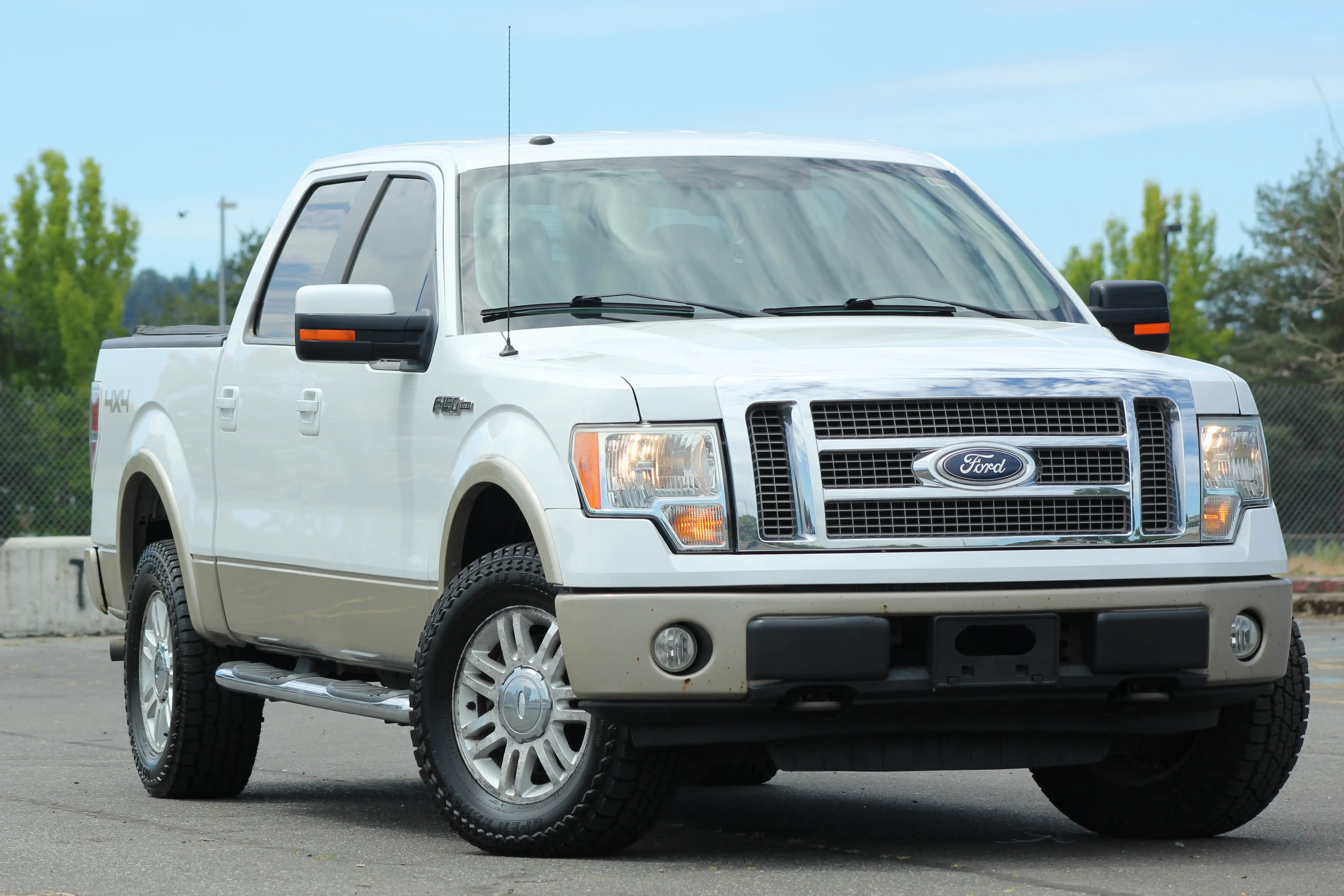 2010 Ford F-150 Lariat 4x4 SuperCrew 145-in's photo