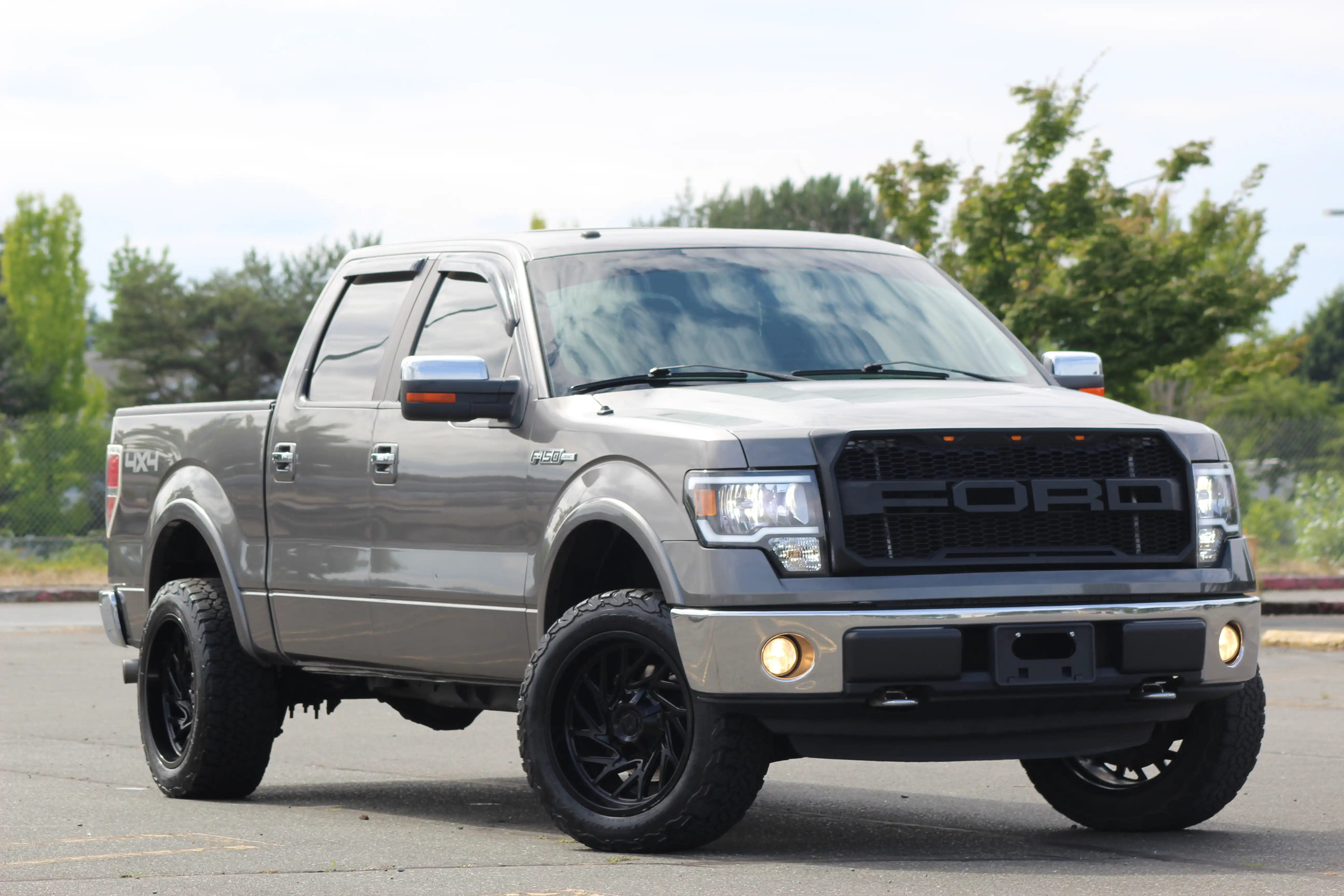2011 Ford F-150 Lariat 4x4 SuperCrew 145-in's photo