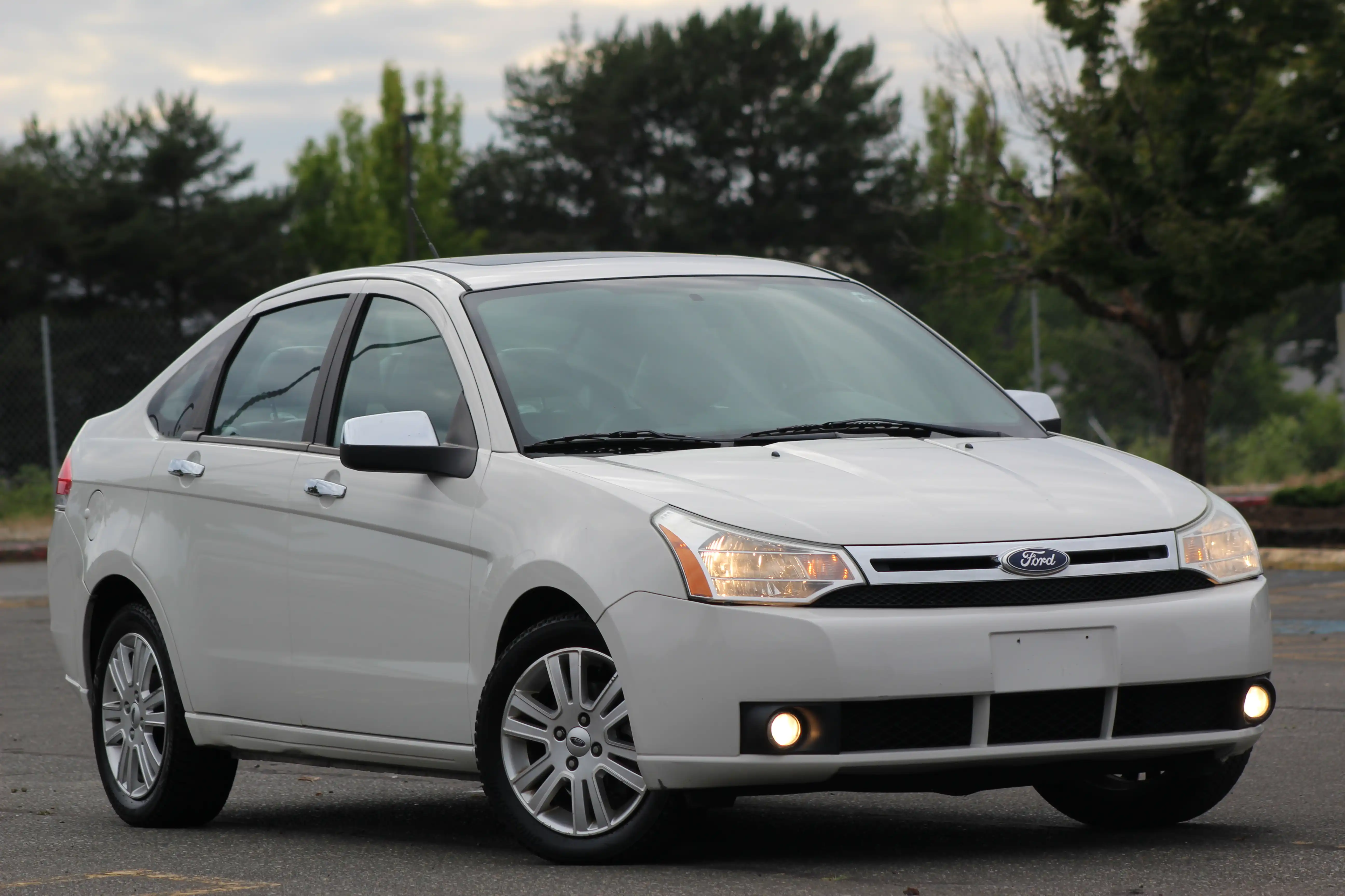 2011 Ford Focus SEL's photo