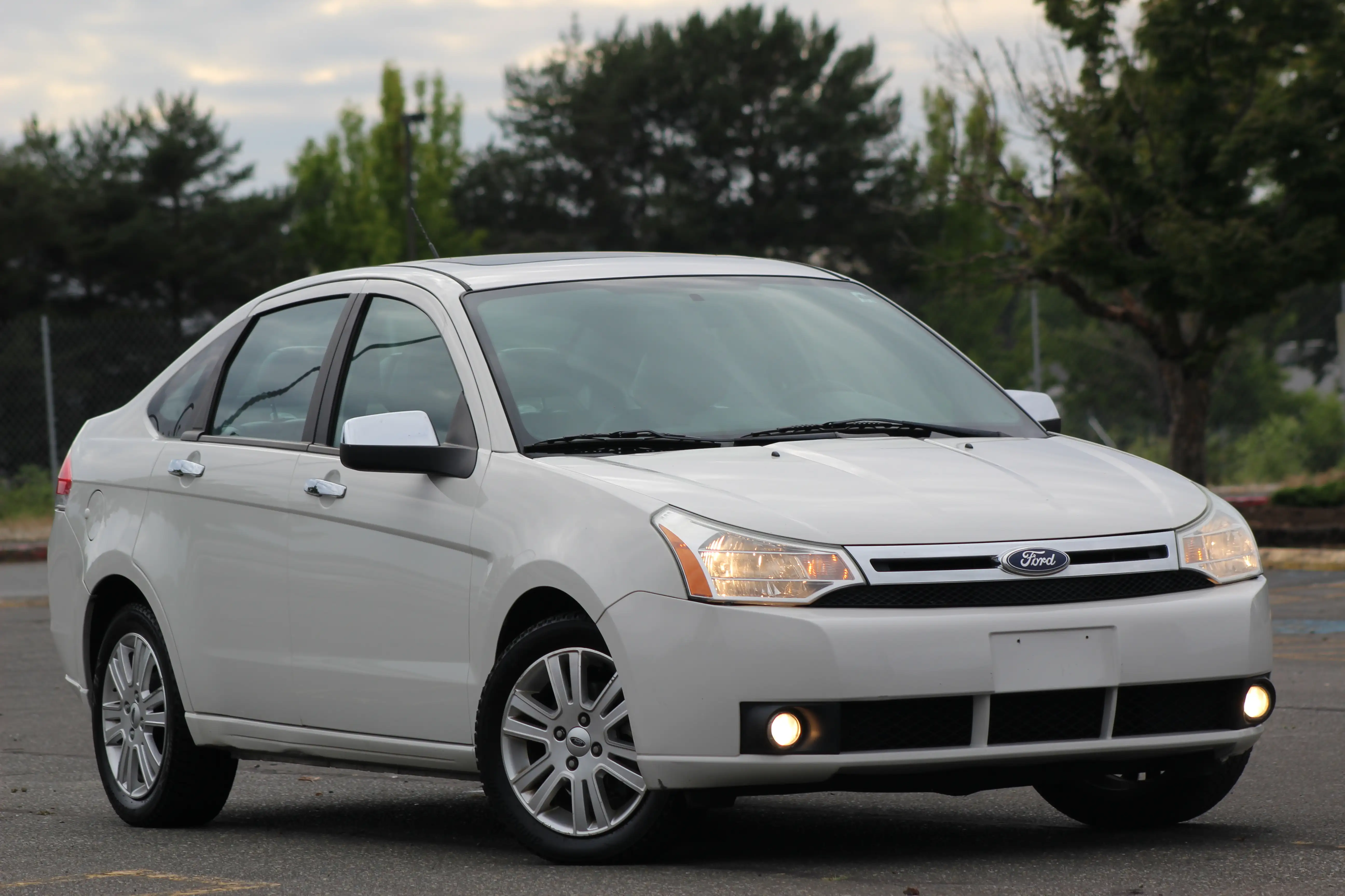 2011 Ford Focus SEL's photo