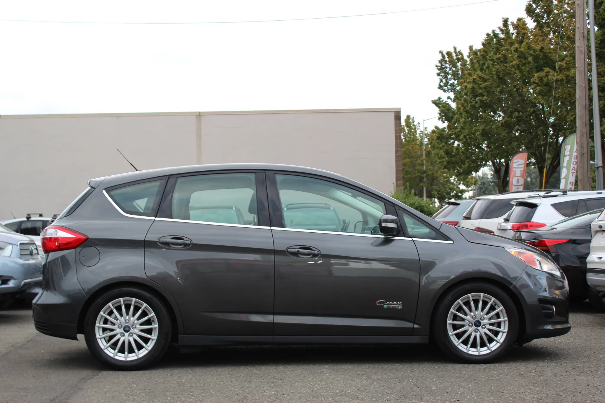 2015 Ford C-Max SEL Energi photo 5