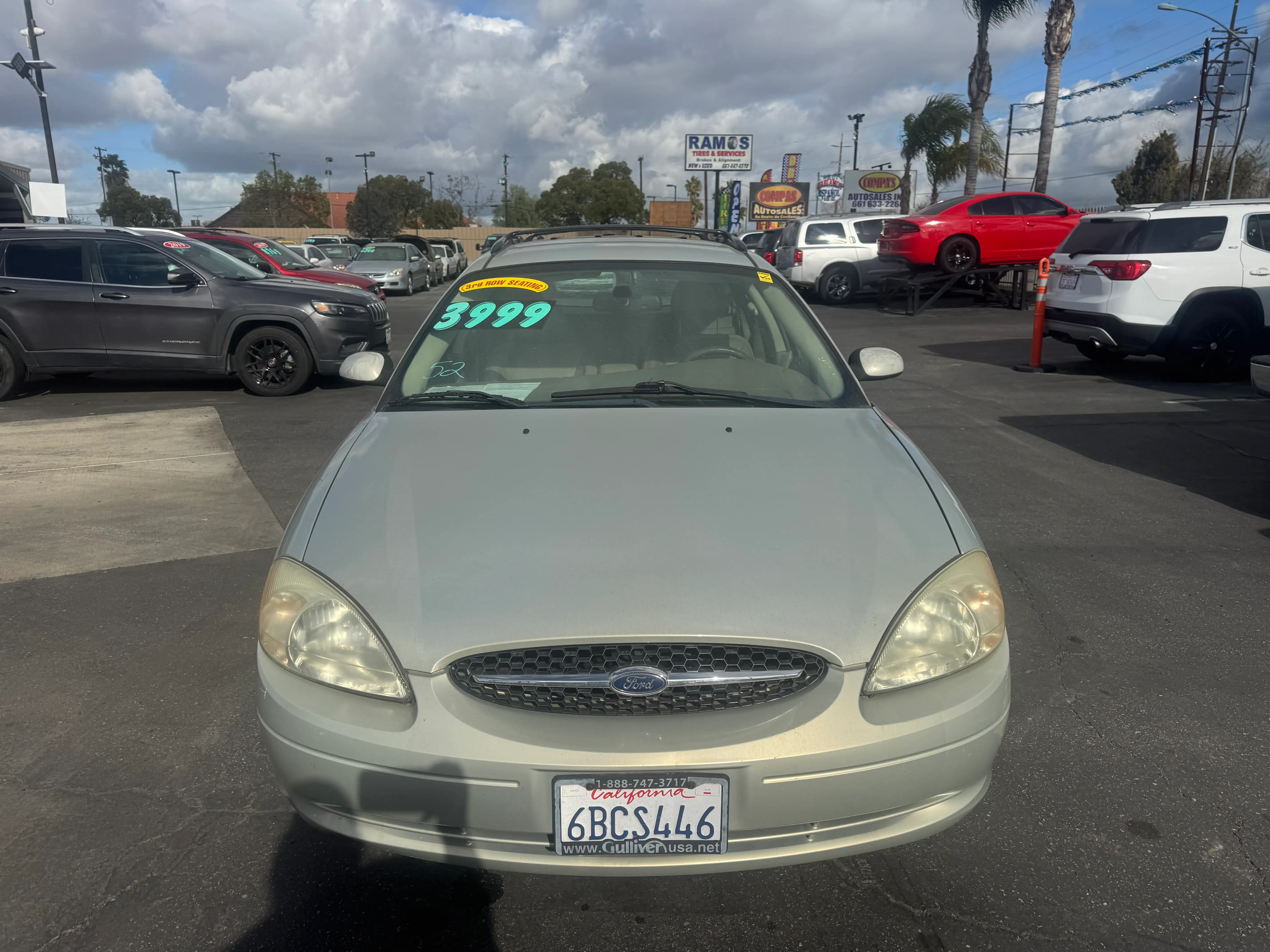 2003 Ford Taurus SE Premium photo 1